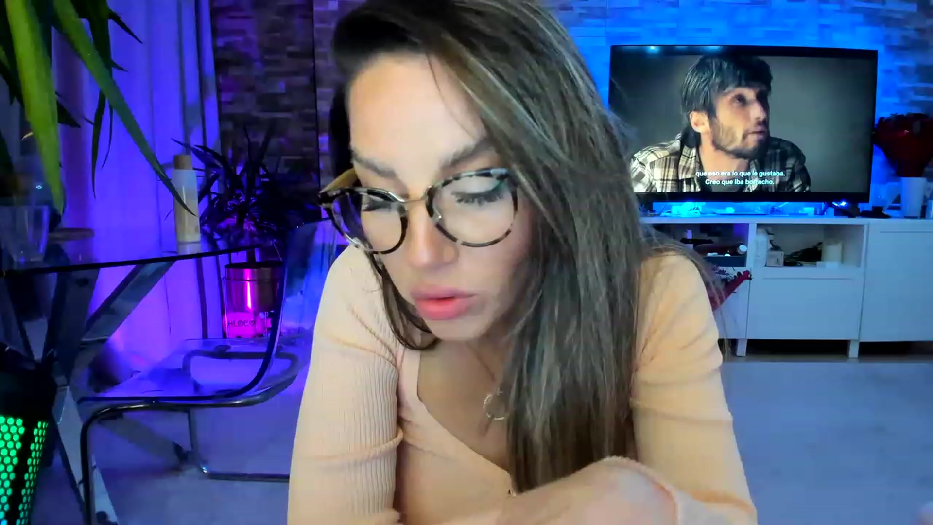 Gallery image thumbnail from AnooKiss's myfreecams stream on, 03/30/2023, 23:17 image 6 of 20