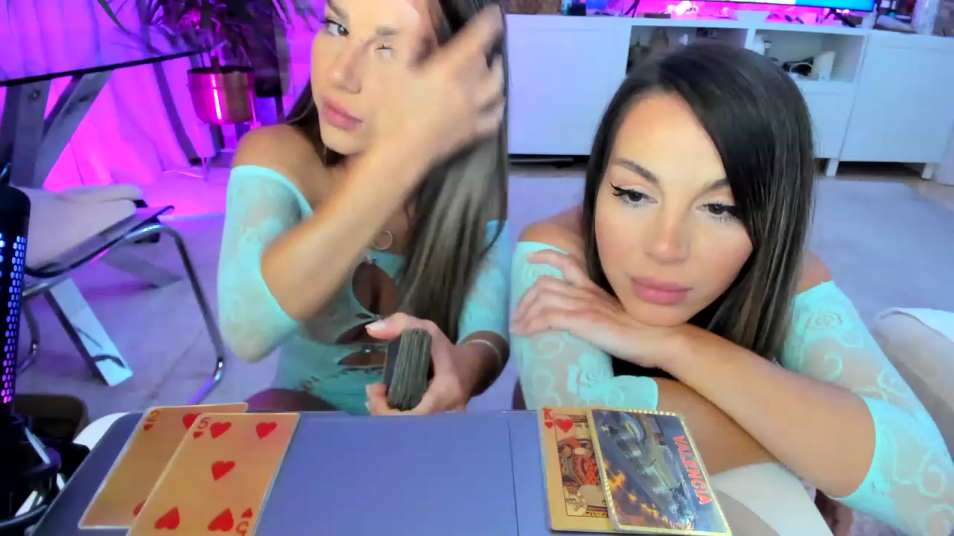Gallery image thumbnail from AnooKiss's myfreecams stream on, 04/24/2023, 22:56 image 1 of 20