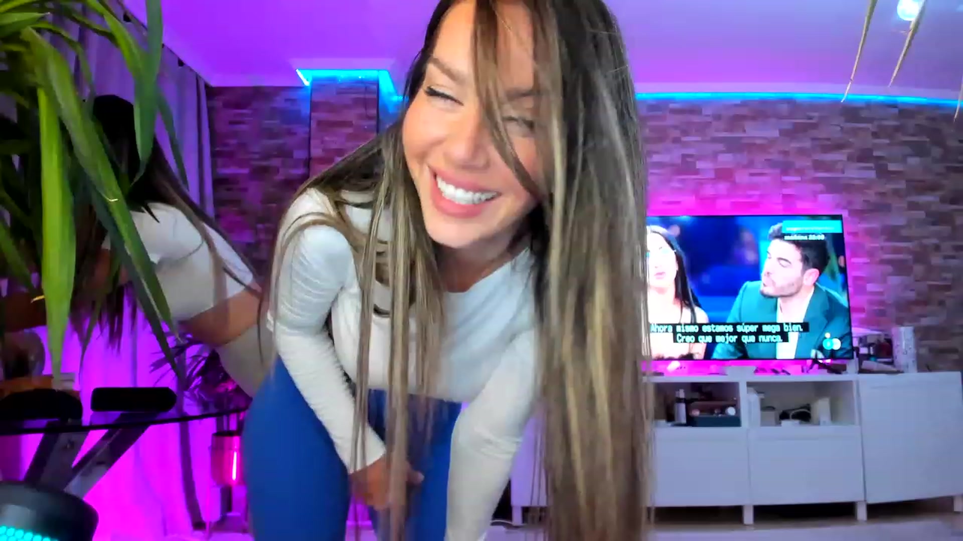 Gallery image thumbnail from AnooKiss's myfreecams stream on, 04/24/2023, 22:56 image 19 of 20