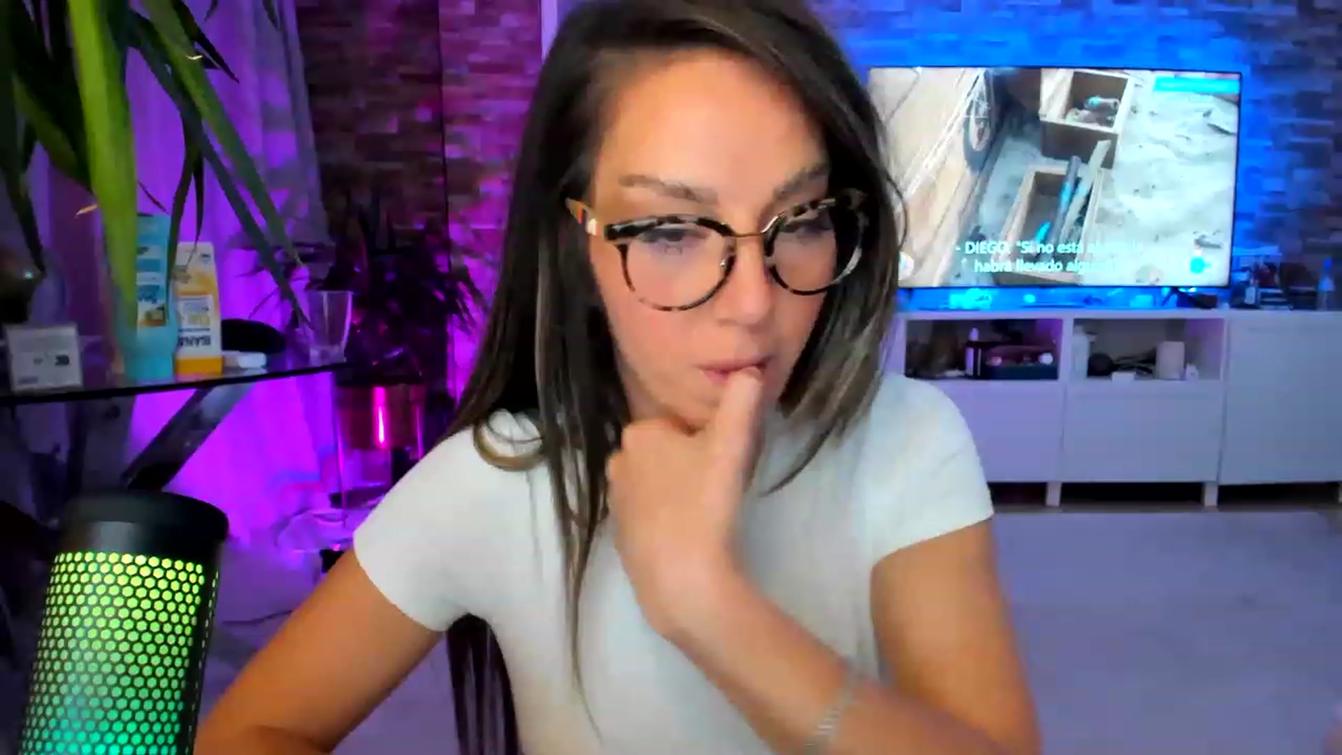Gallery image thumbnail from AnooKiss's myfreecams stream on, 04/26/2023, 23:28 image 20 of 20