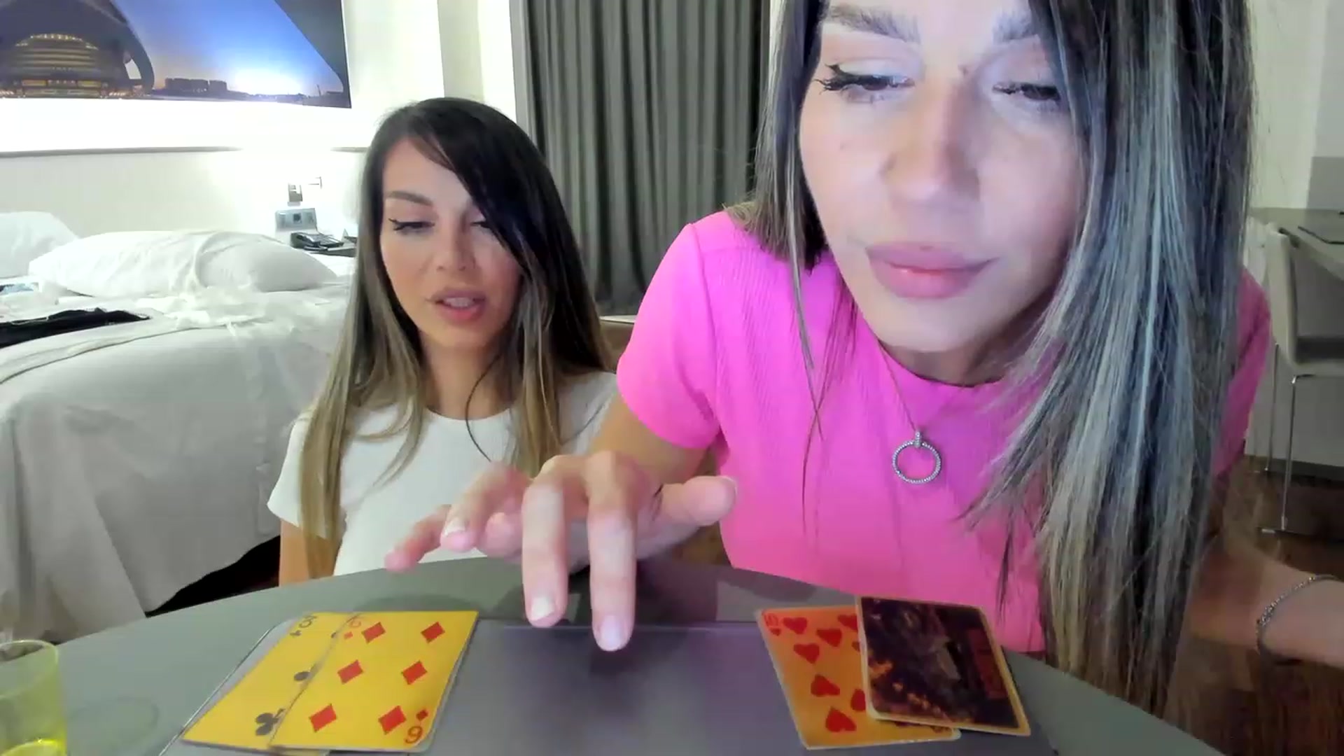 Gallery image thumbnail from AnooKiss's myfreecams stream on, 05/01/2023, 03:02 image 2 of 20