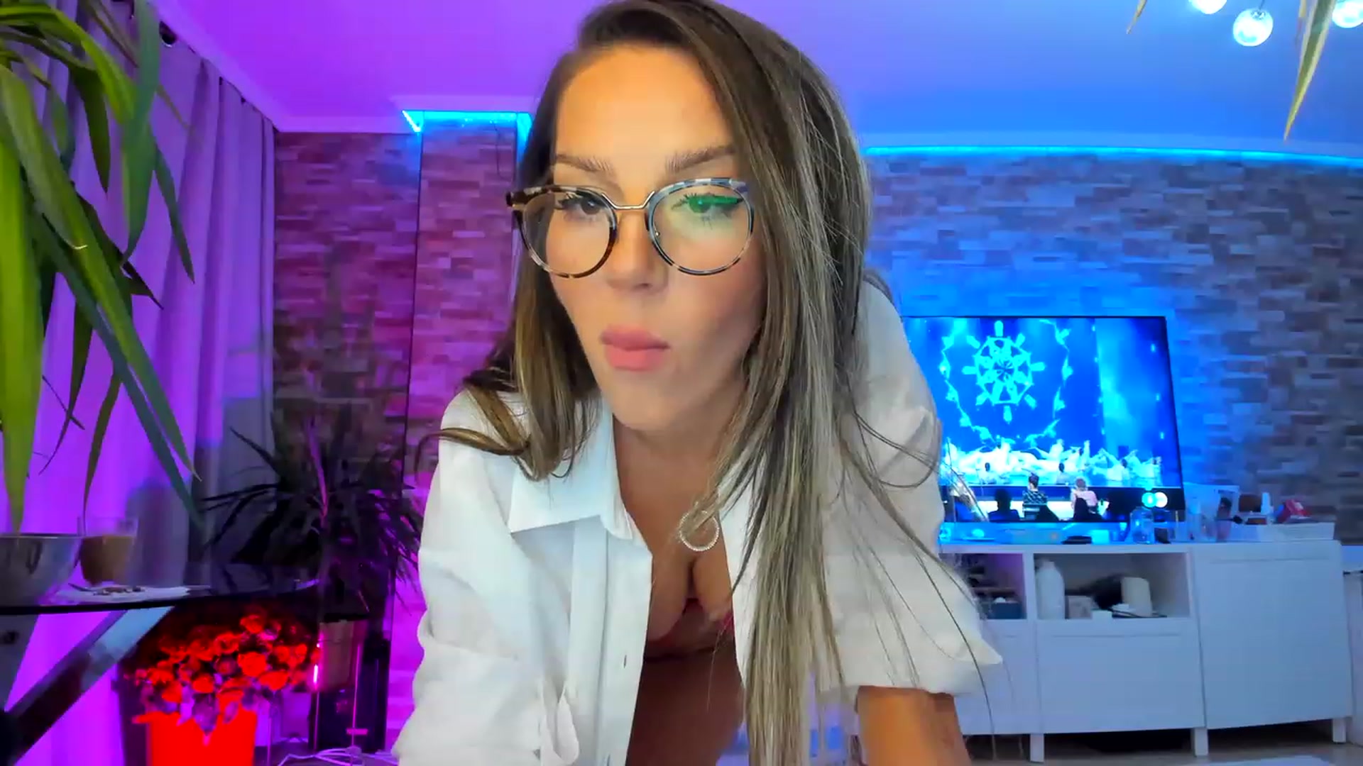 Gallery image thumbnail from AnooKiss's myfreecams stream on, 05/20/2023, 22:56 image 19 of 20