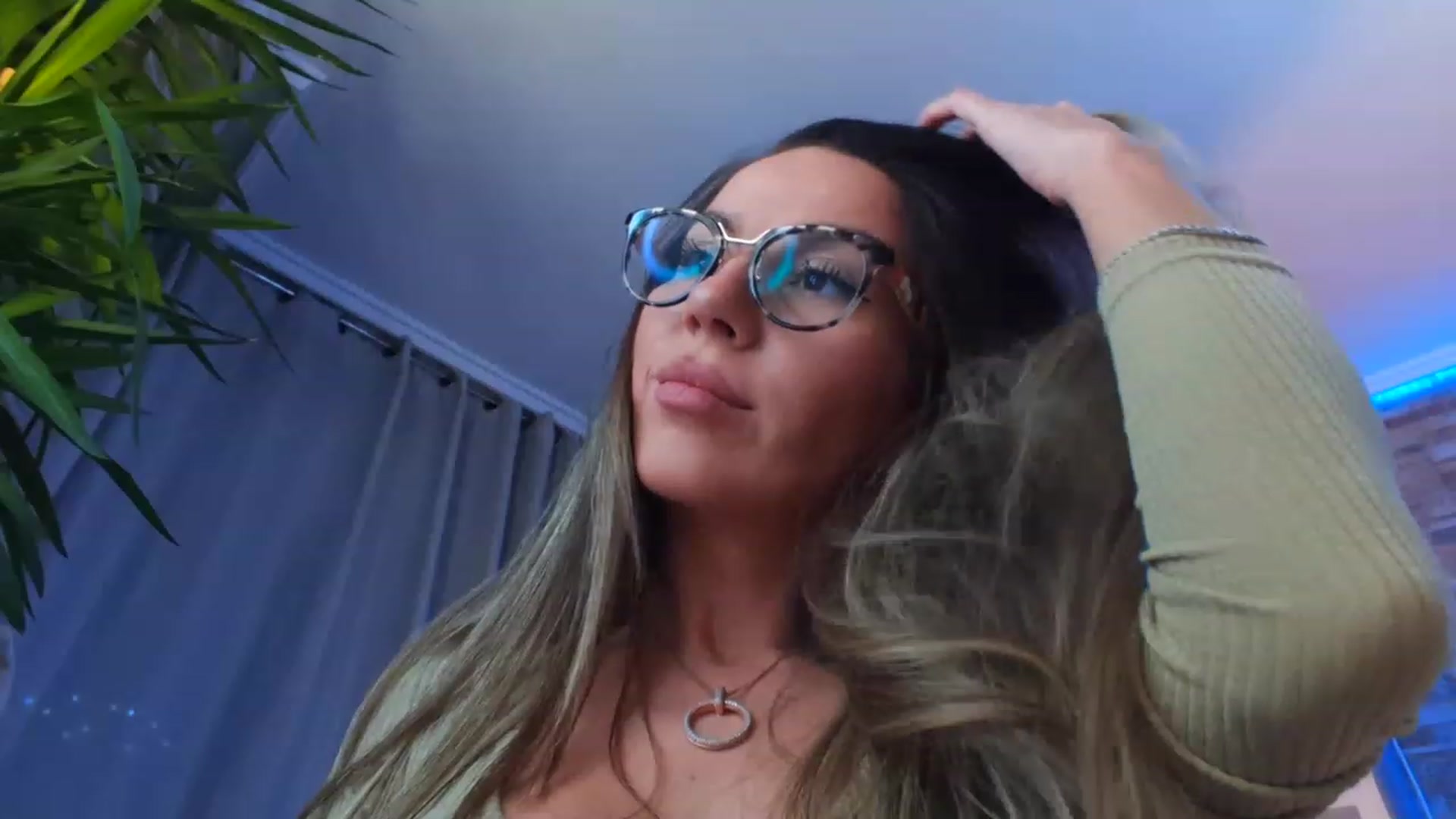 Gallery image thumbnail from Anoook's myfreecams stream on, 11/14/2022, 22:56 image 7 of 20