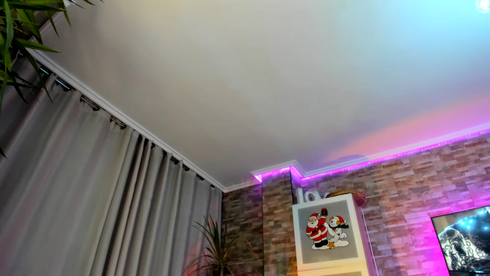 Gallery image thumbnail from Anoook's myfreecams stream on, 11/20/2022, 04:02 image 13 of 20