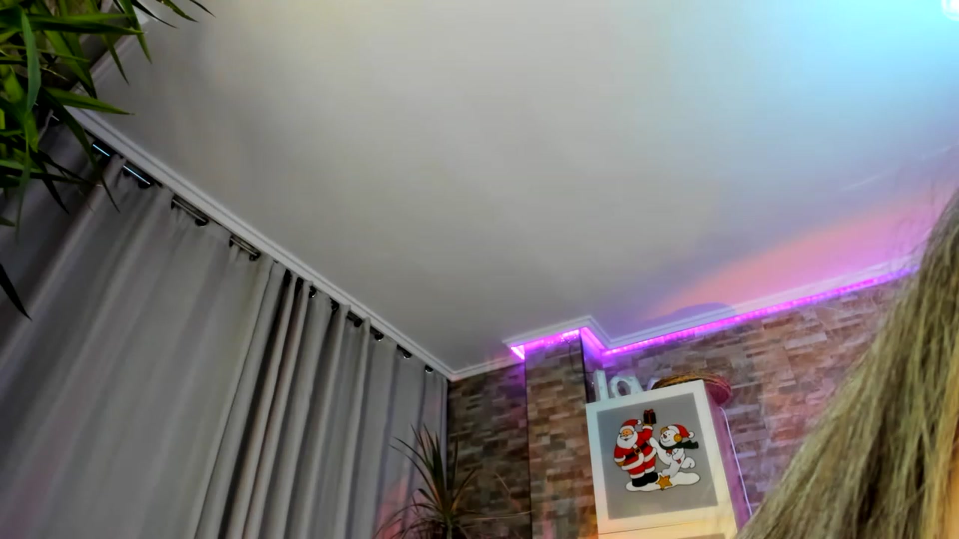 Gallery image thumbnail from Anoook's myfreecams stream on, 11/20/2022, 04:02 image 10 of 20