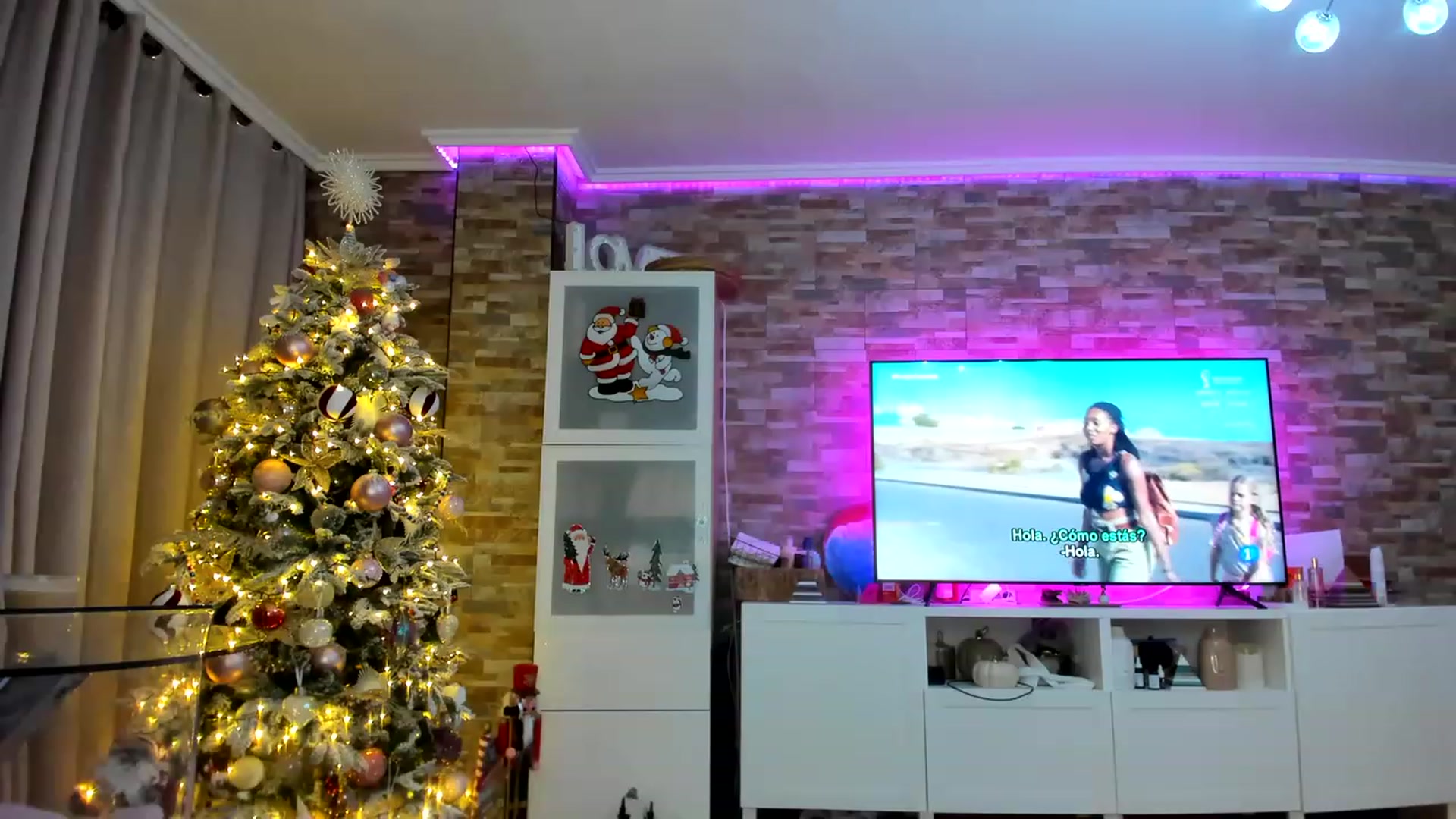 Gallery image thumbnail from Anoook's myfreecams stream on, 12/01/2022, 24:04 image 3 of 20