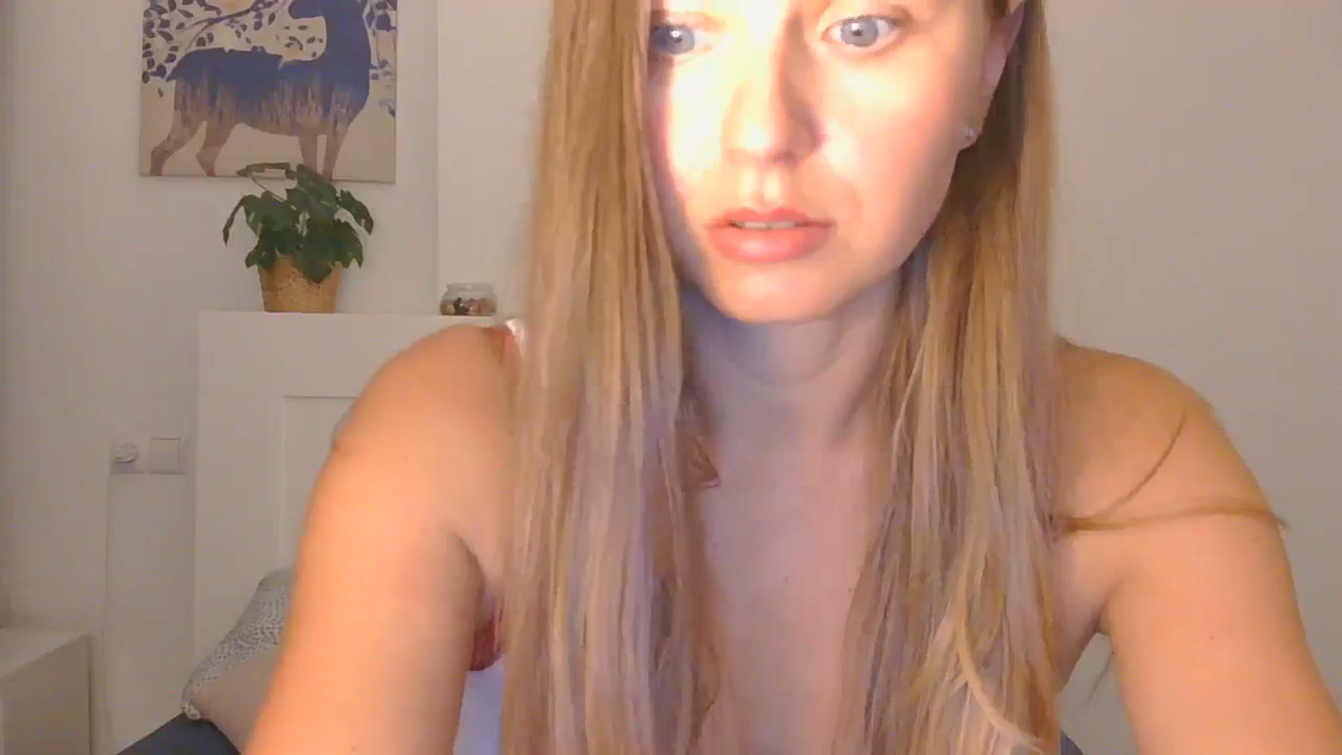 Gallery image thumbnail from AnotherLove4U's myfreecams stream on, 10/14/2024, 11:24 image 9 of 20