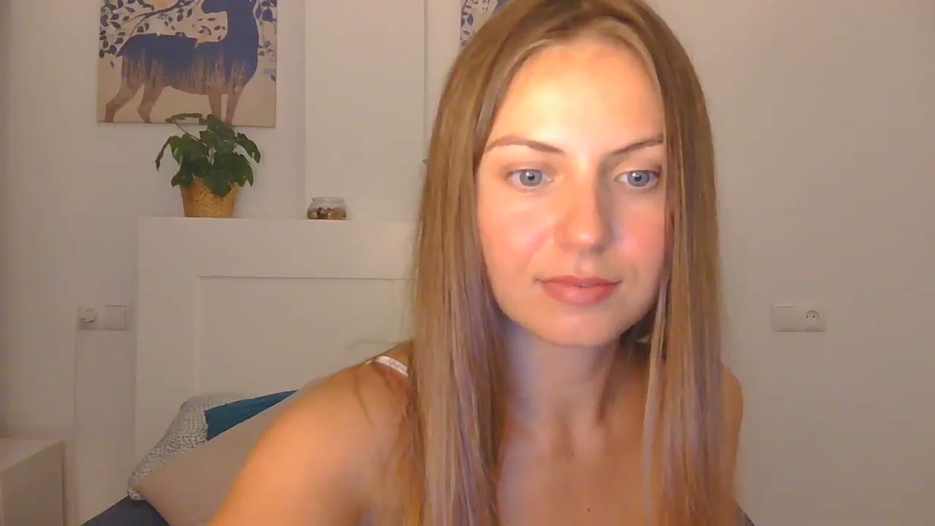 Gallery image thumbnail from AnotherLove4U's myfreecams stream on, 10/14/2024, 11:24 image 2 of 20