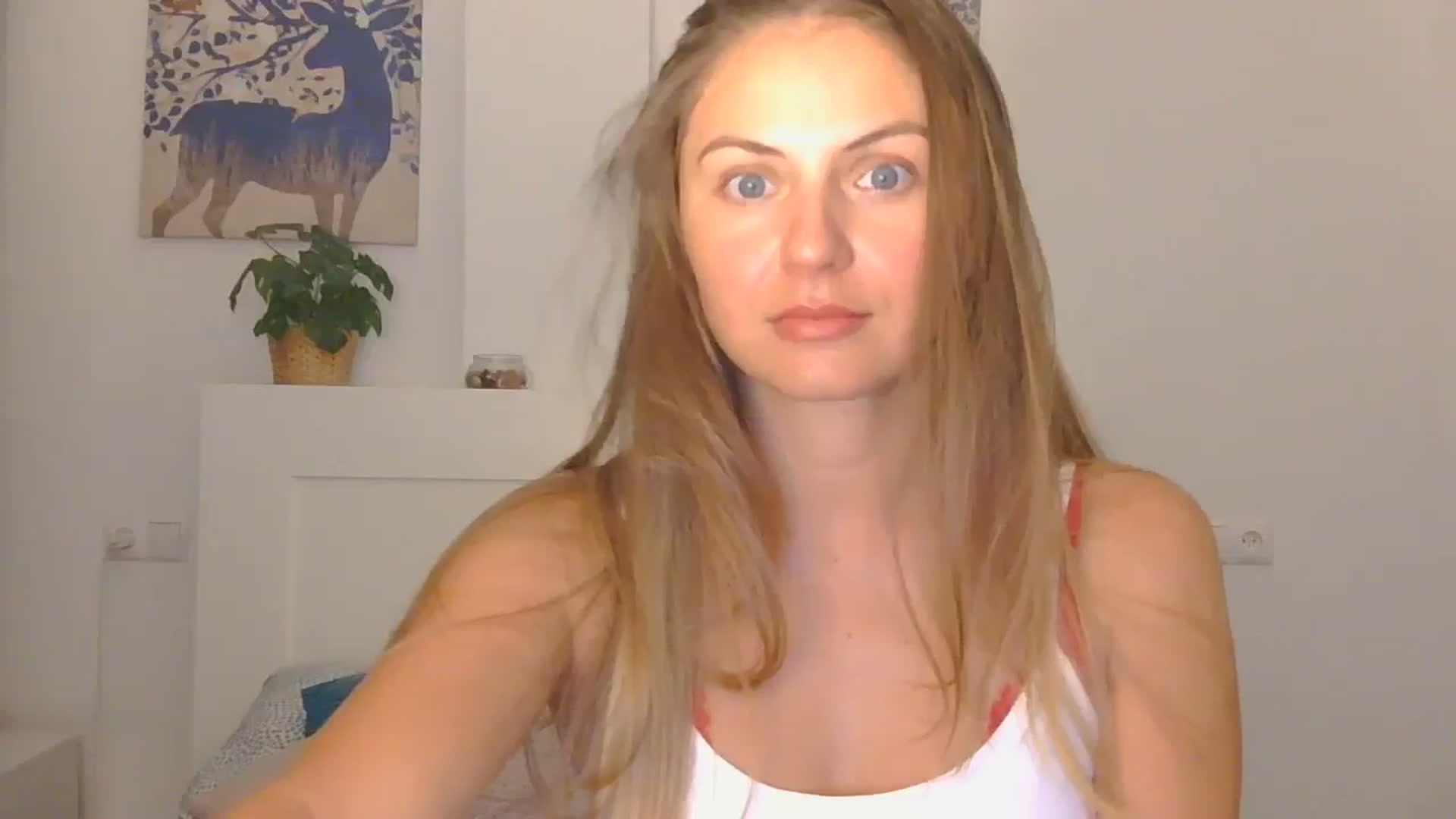 Gallery image thumbnail from AnotherLove4U's myfreecams stream on, 10/14/2024, 11:24 image 16 of 20