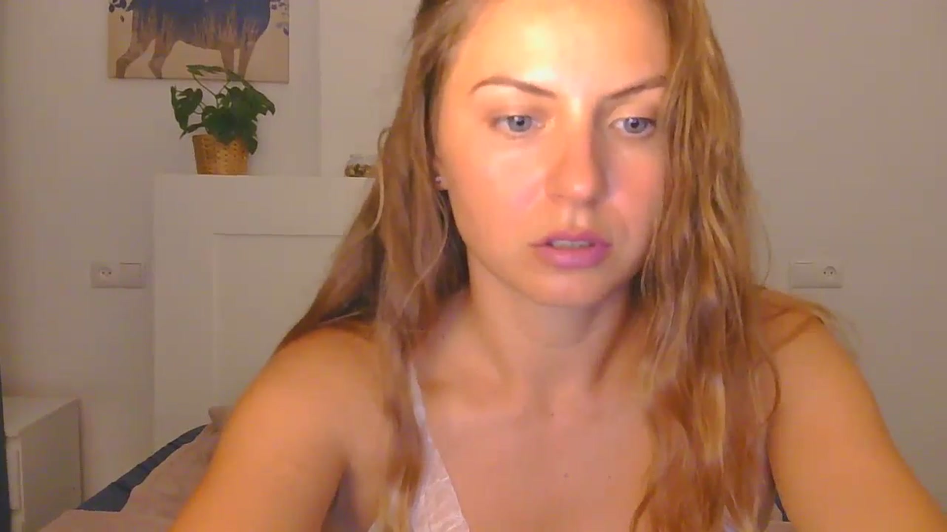 Gallery image thumbnail from AnotherLove4U's myfreecams stream on, 10/15/2024, 09:56 image 20 of 20