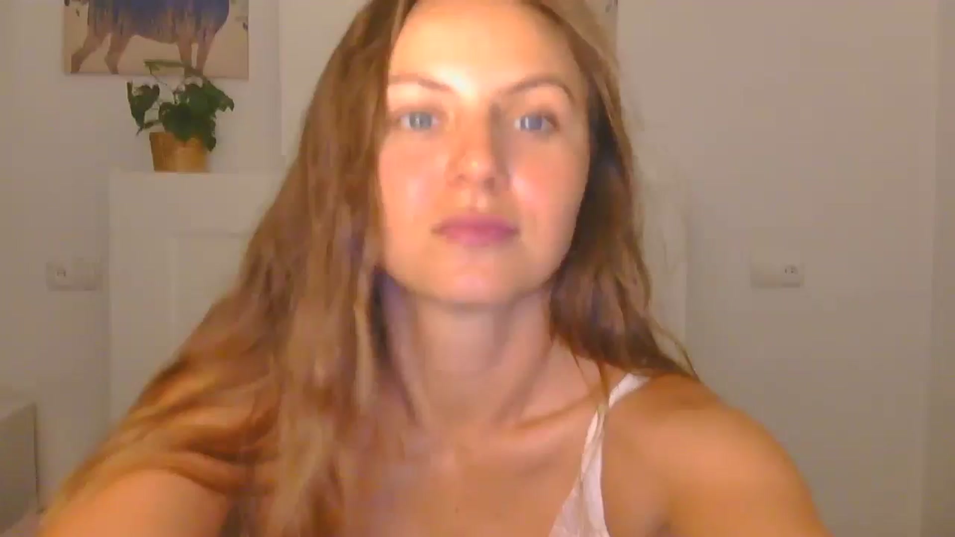 Gallery image thumbnail from AnotherLove4U's myfreecams stream on, 10/15/2024, 09:56 image 15 of 20