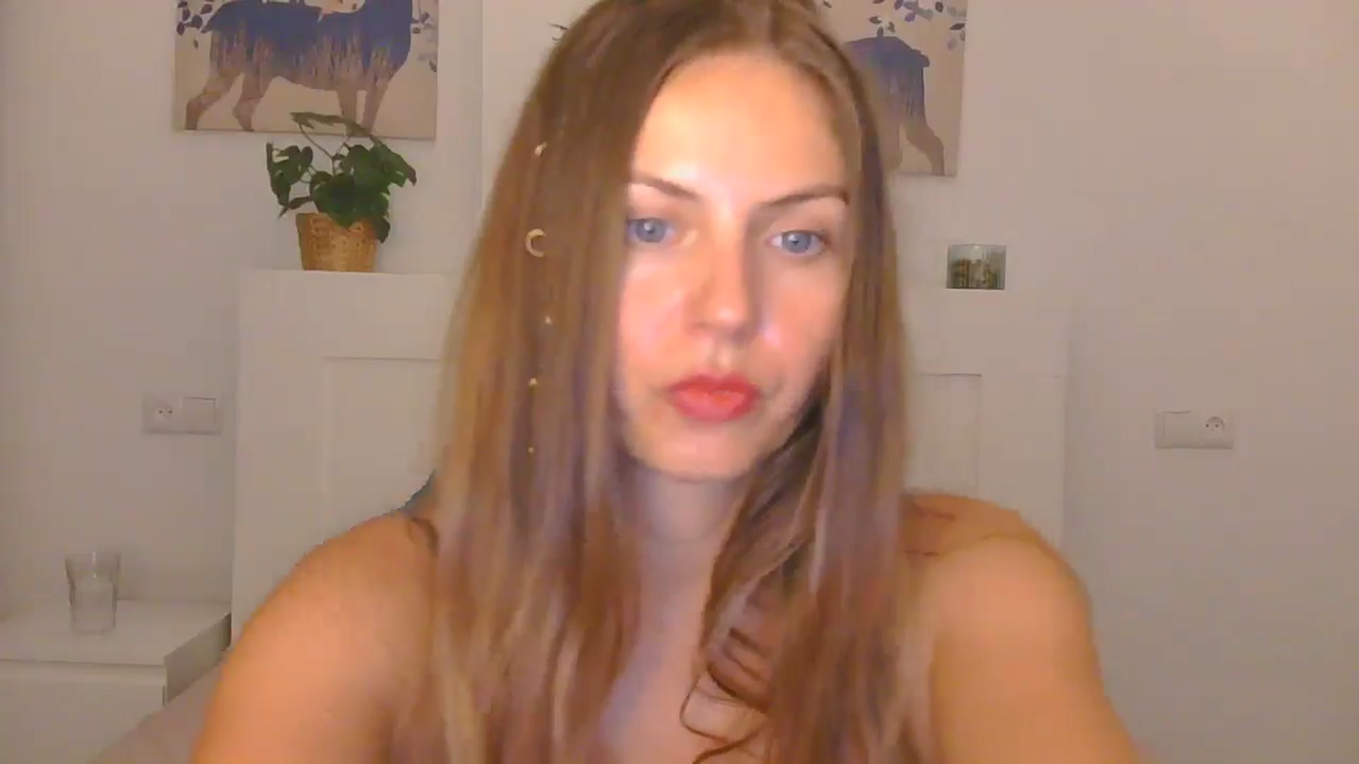 Gallery image thumbnail from AnotherLove4U's myfreecams stream on, 10/16/2024, 09:40 image 13 of 20