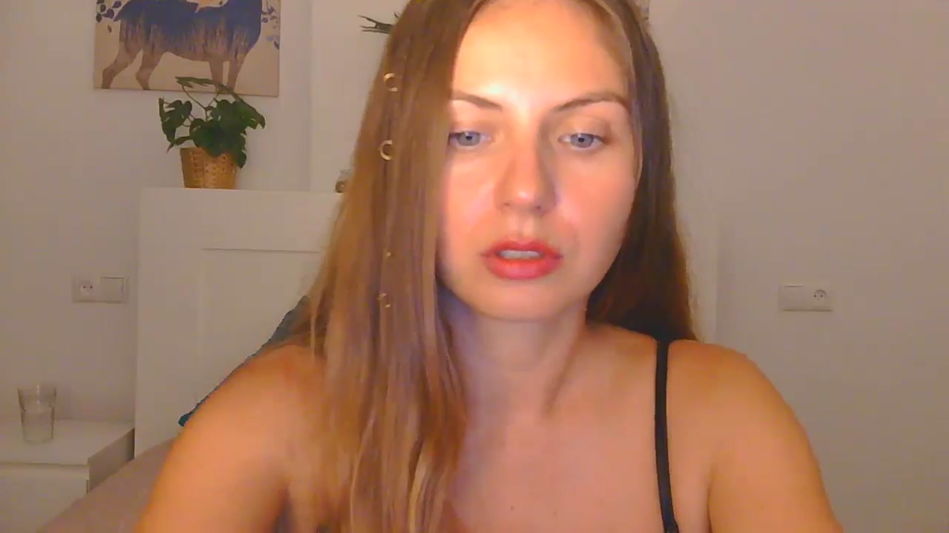 Gallery image thumbnail from AnotherLove4U's myfreecams stream on, 10/16/2024, 09:40 image 5 of 20