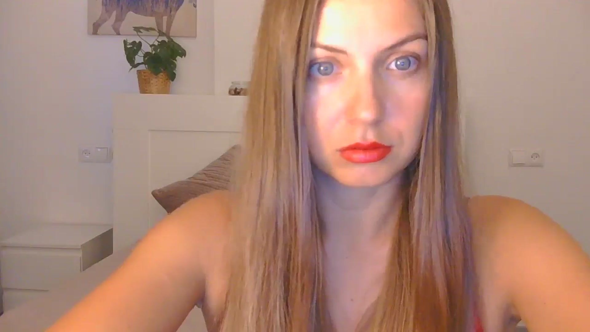 Gallery image thumbnail from AnotherLove4U's myfreecams stream on, 10/21/2024, 08:22 image 16 of 20