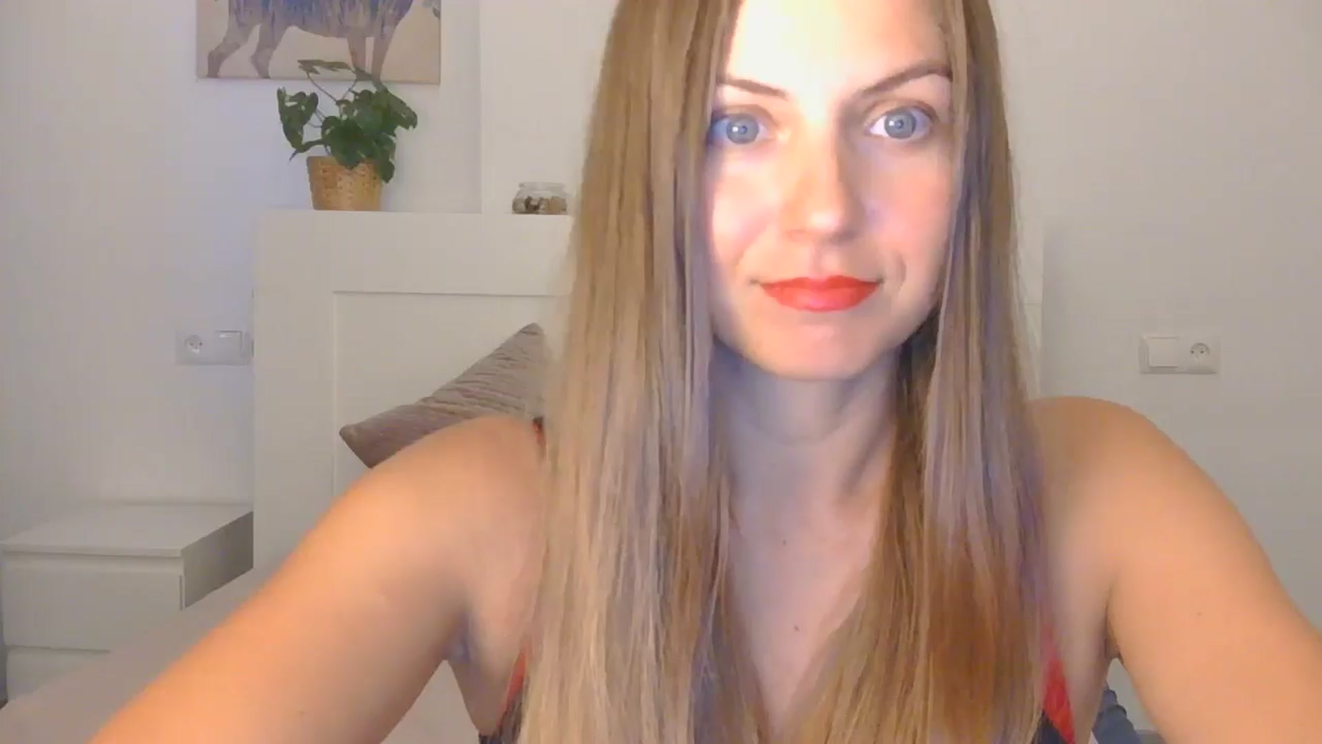 Gallery image thumbnail from AnotherLove4U's myfreecams stream on, 10/21/2024, 08:22 image 11 of 20