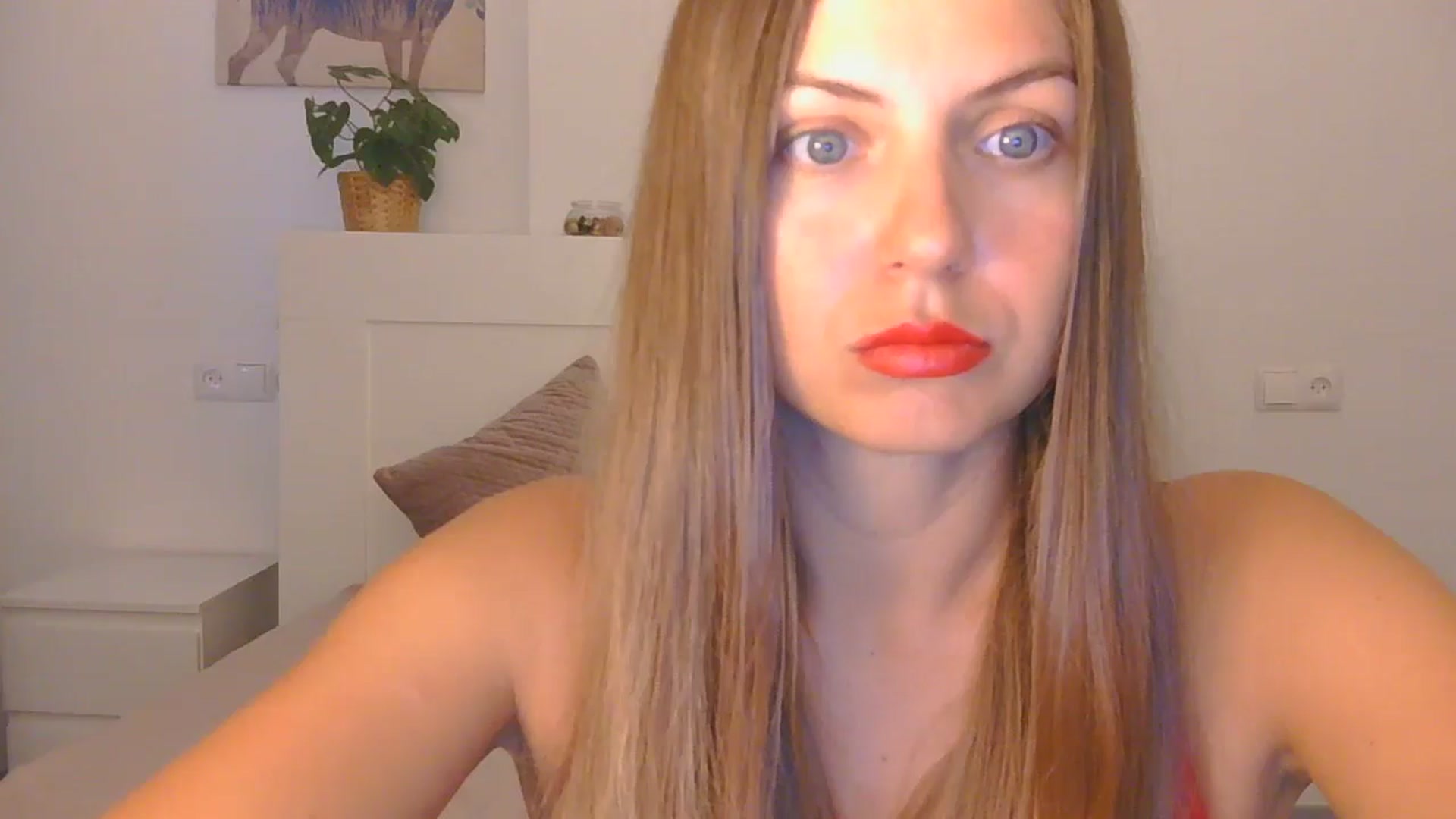 Gallery image thumbnail from AnotherLove4U's myfreecams stream on, 10/21/2024, 08:22 image 15 of 20