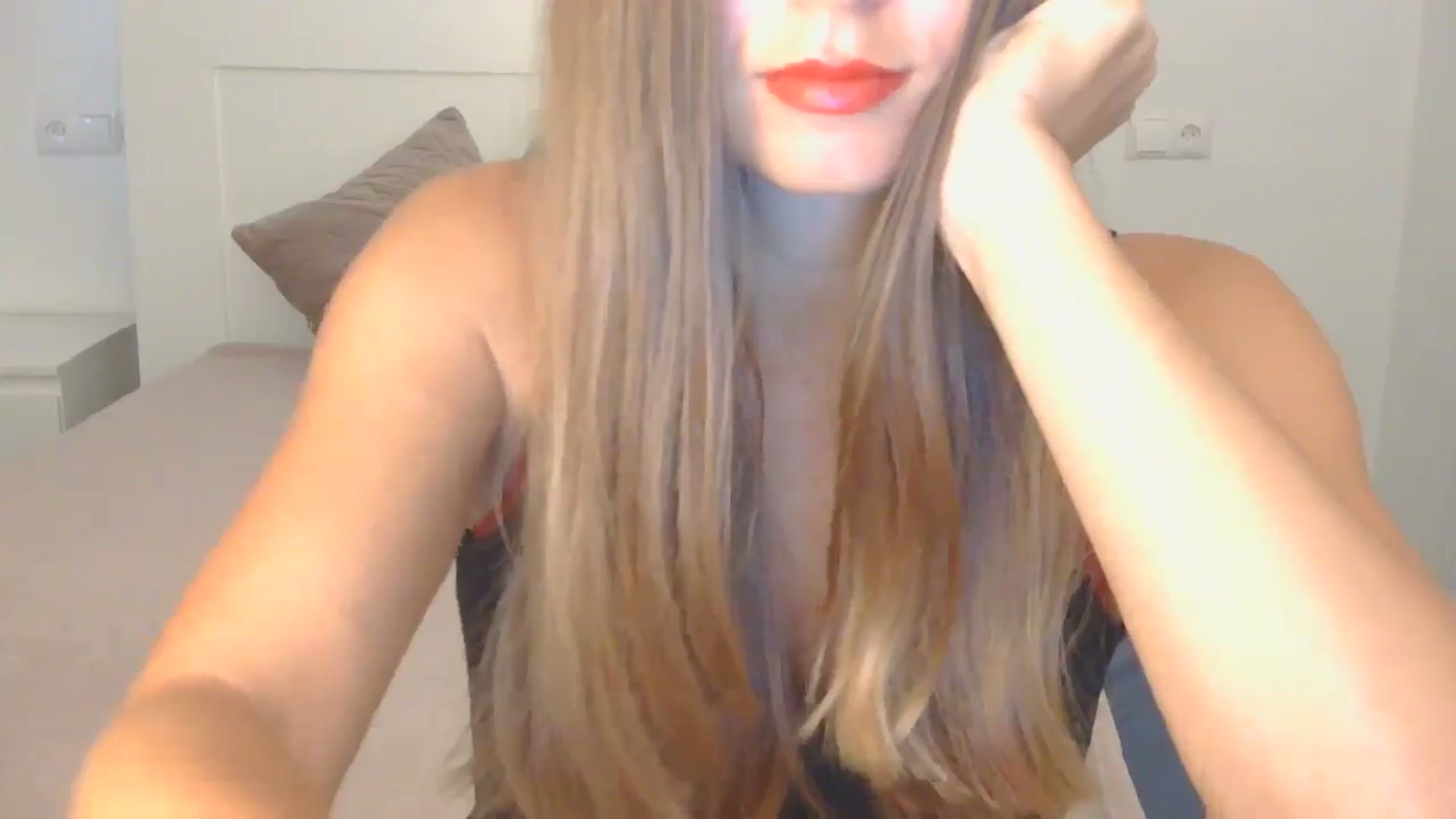 Gallery image thumbnail from AnotherLove4U's myfreecams stream on, 10/21/2024, 09:29 image 5 of 20