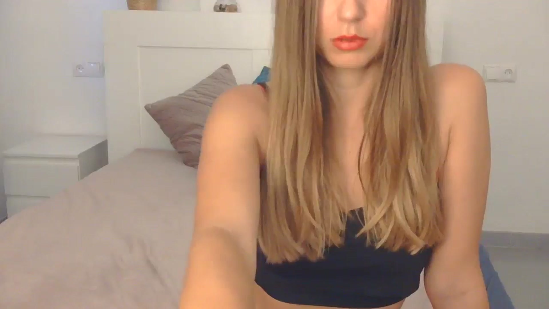 Gallery image thumbnail from AnotherLove4U's myfreecams stream on, 10/21/2024, 09:29 image 20 of 20