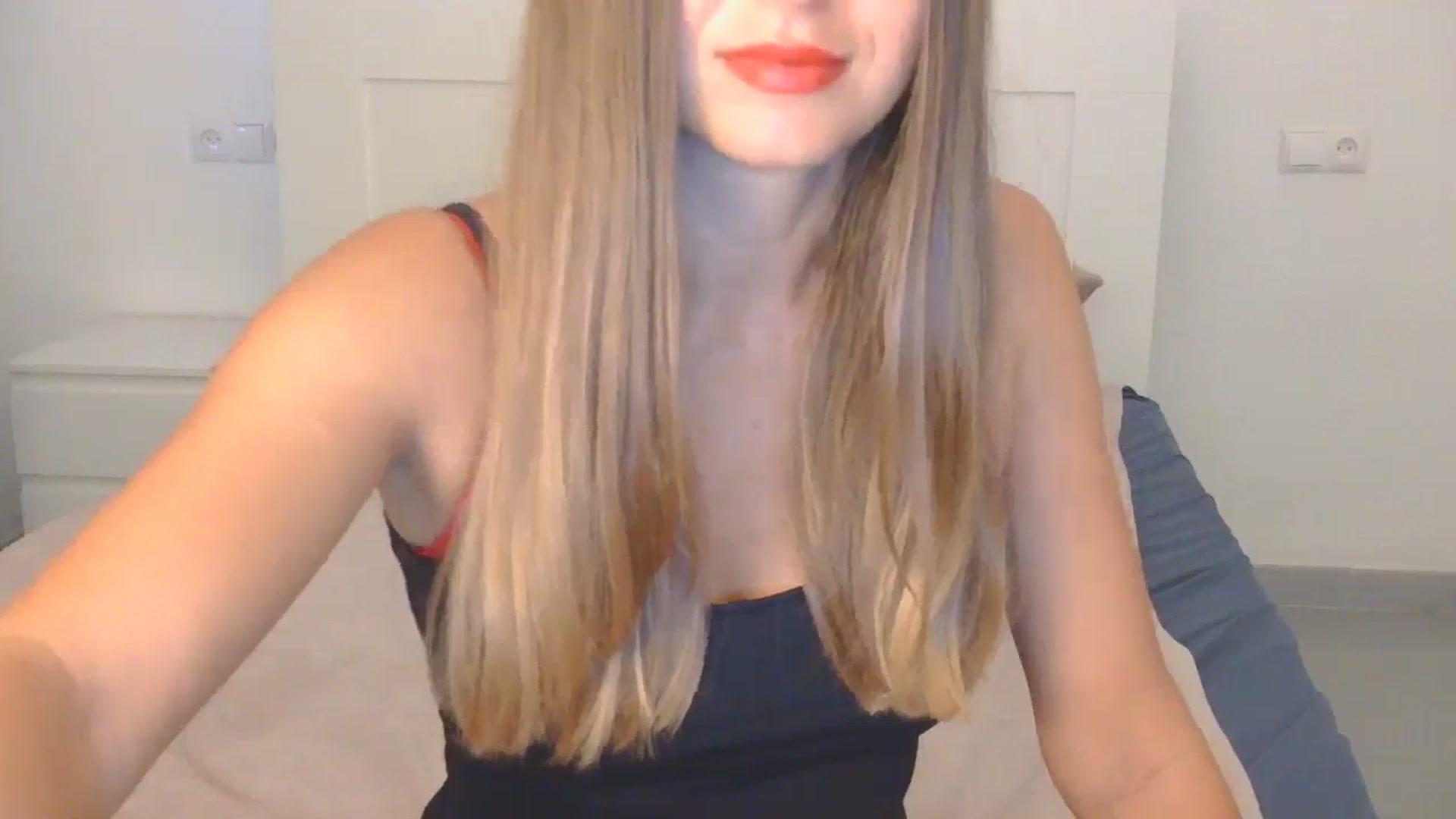 Gallery image thumbnail from AnotherLove4U's myfreecams stream on, 10/21/2024, 09:29 image 14 of 20