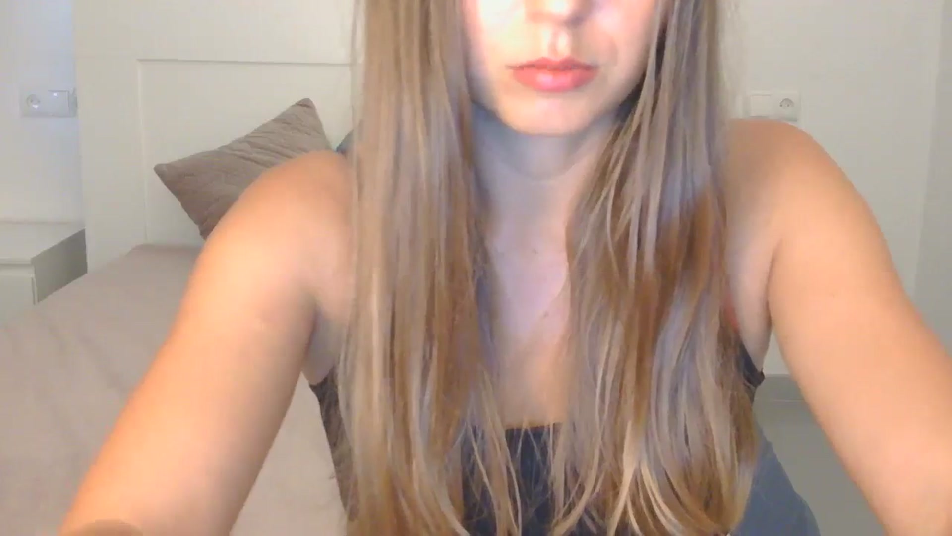 Gallery image thumbnail from AnotherLove4U's myfreecams stream on, 10/21/2024, 11:25 image 14 of 20