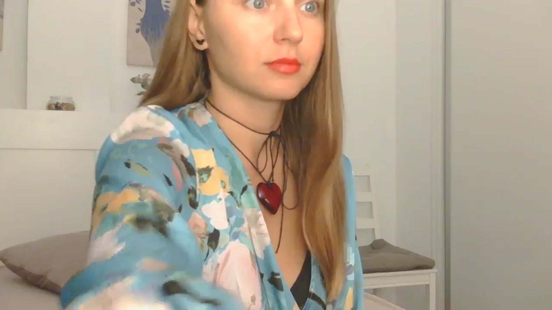 Gallery image thumbnail from AnotherLove4U's myfreecams stream on, 10/24/2024, 08:59 image 9 of 20