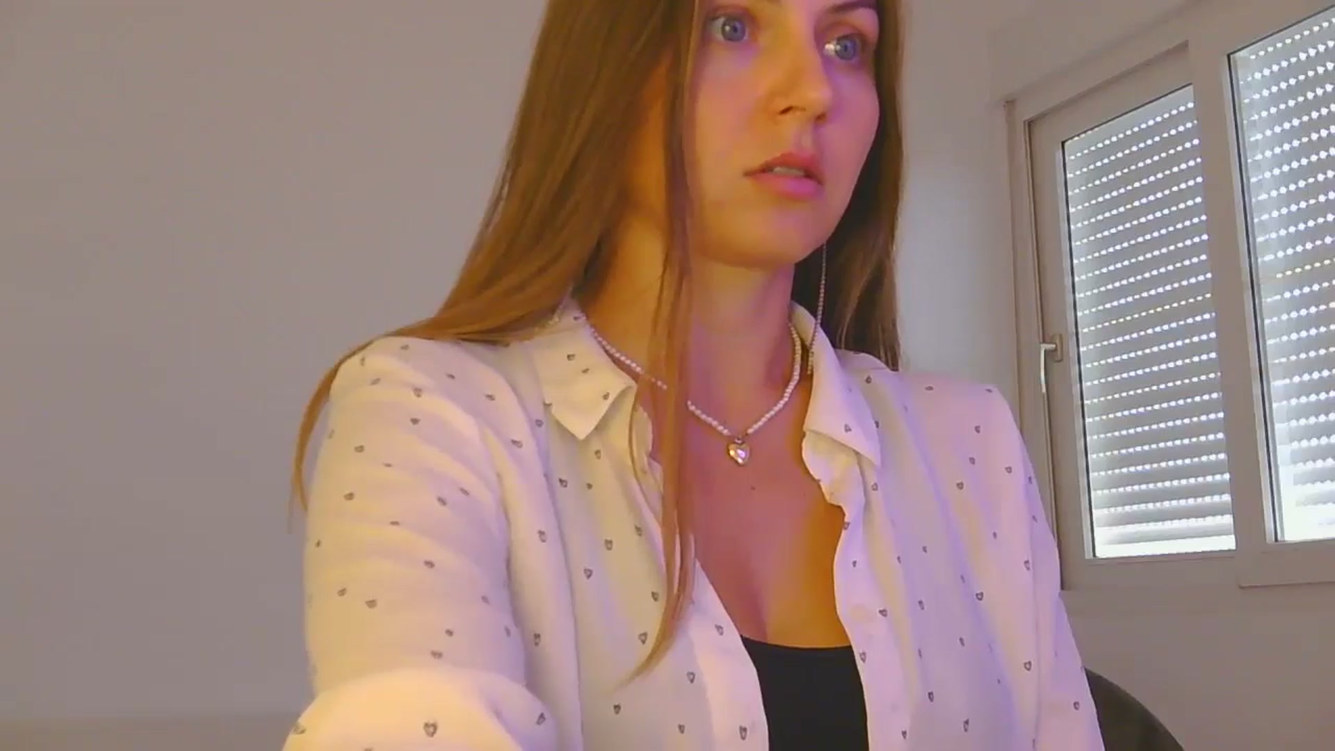 Gallery image thumbnail from AnotherLove4U's myfreecams stream on, 11/12/2024, 11:05 image 7 of 20