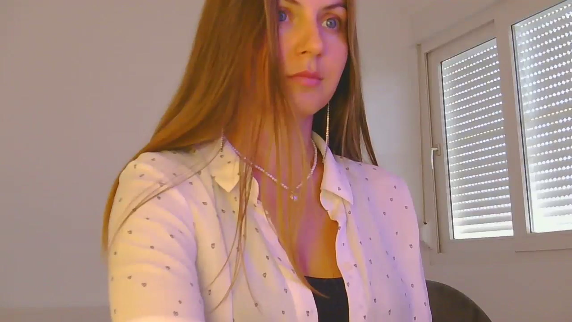 Gallery image thumbnail from AnotherLove4U's myfreecams stream on, 11/12/2024, 11:05 image 8 of 20