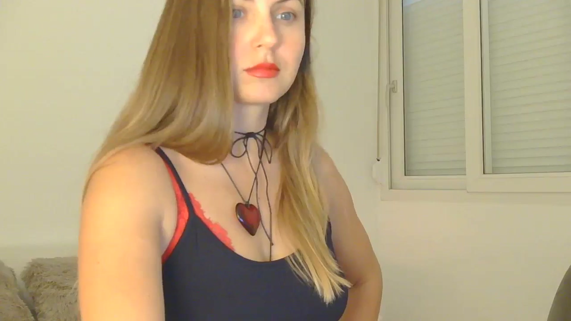 Gallery image thumbnail from AnotherLove4U's myfreecams stream on, 11/26/2024, 11:38 image 5 of 20