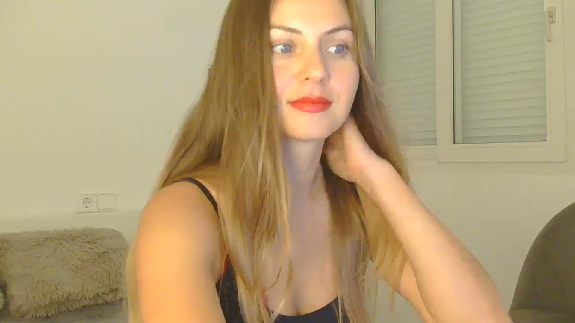 Gallery image thumbnail from AnotherLove4U's myfreecams stream on, 11/26/2024, 11:38 image 18 of 20