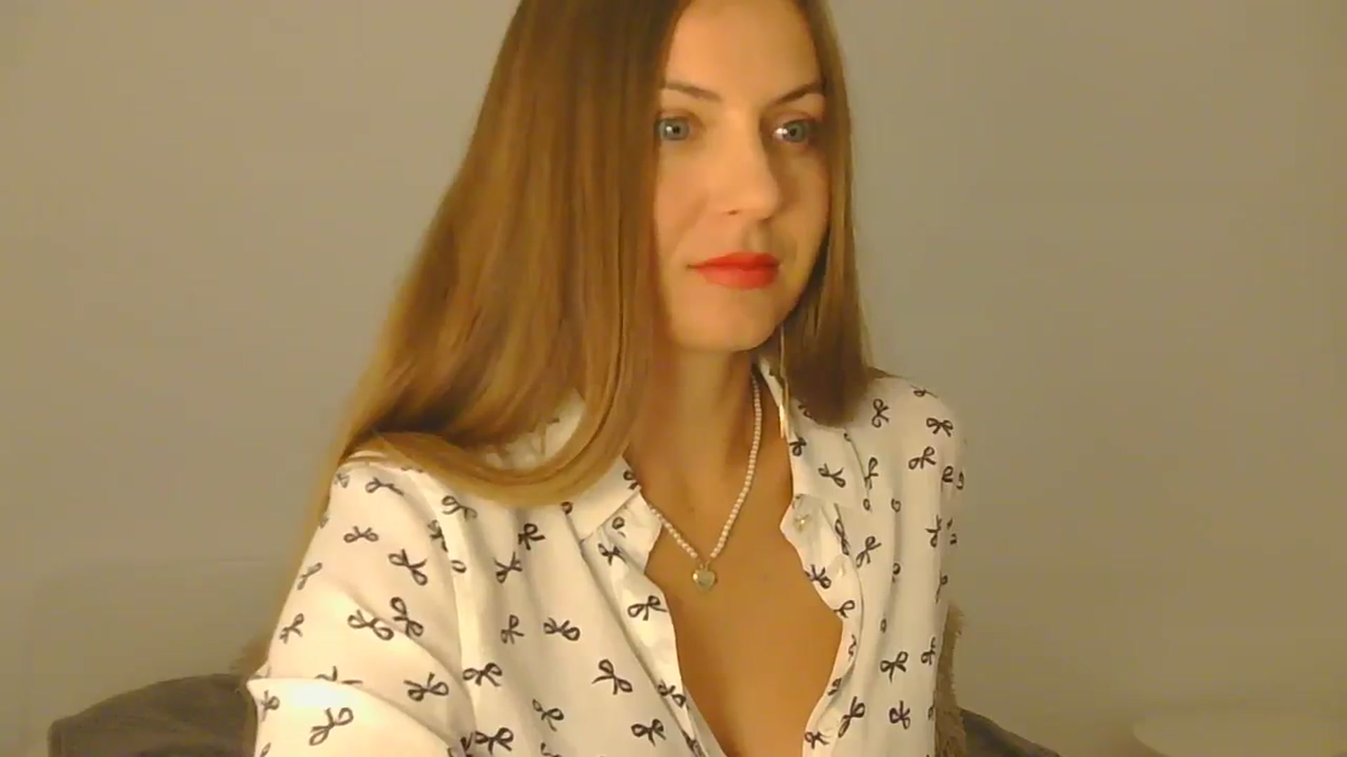 Gallery image thumbnail from AnotherLove4U's myfreecams stream on, 12/04/2024, 12:04 image 10 of 20