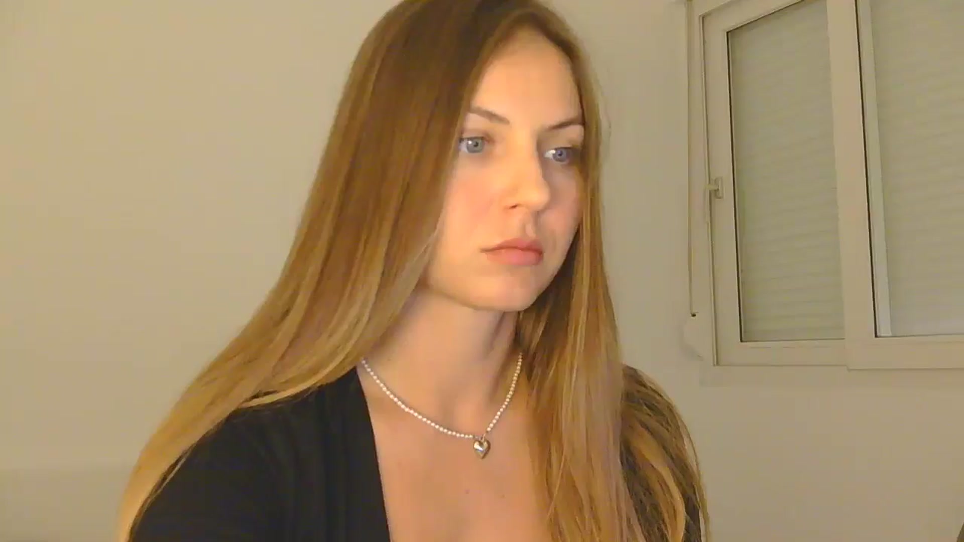 Gallery image thumbnail from AnotherLove4U's myfreecams stream on, 12/09/2024, 12:08 image 4 of 20