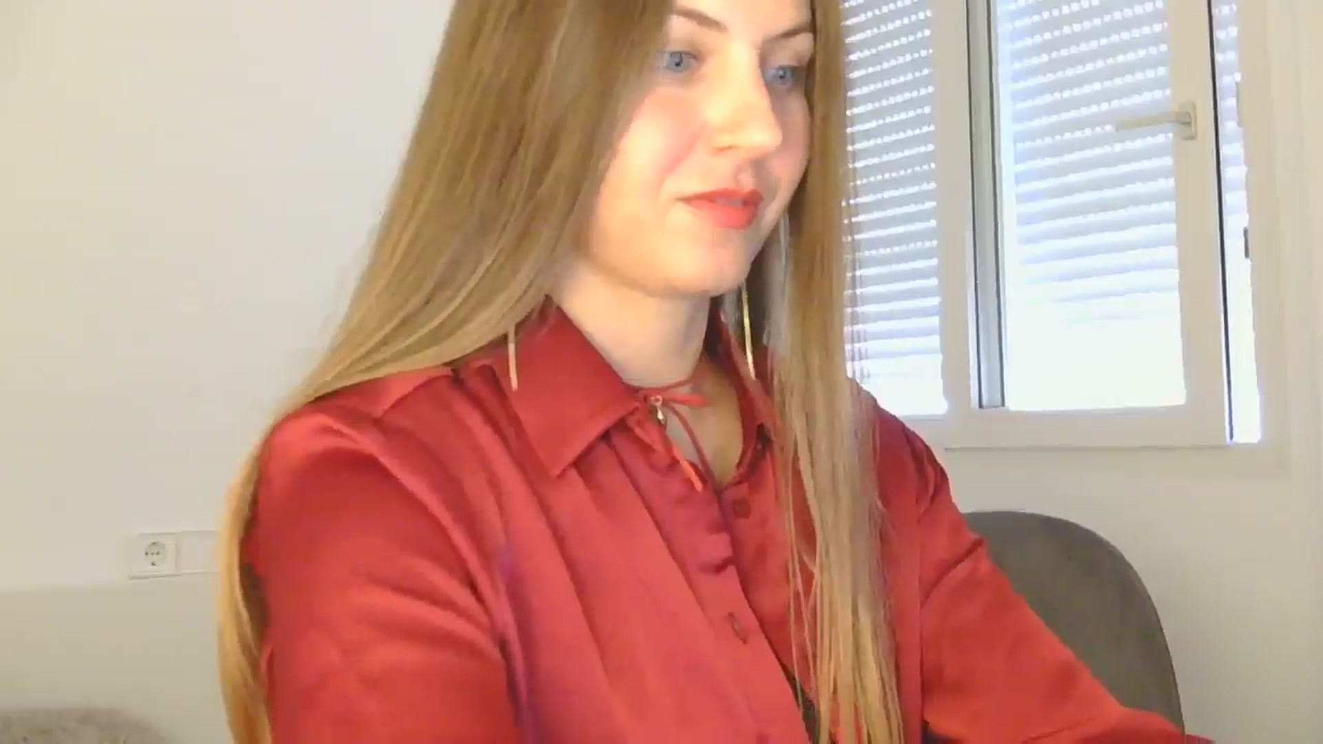 Gallery image thumbnail from AnotherLove4U's myfreecams stream on, 12/19/2024, 12:45 image 13 of 20