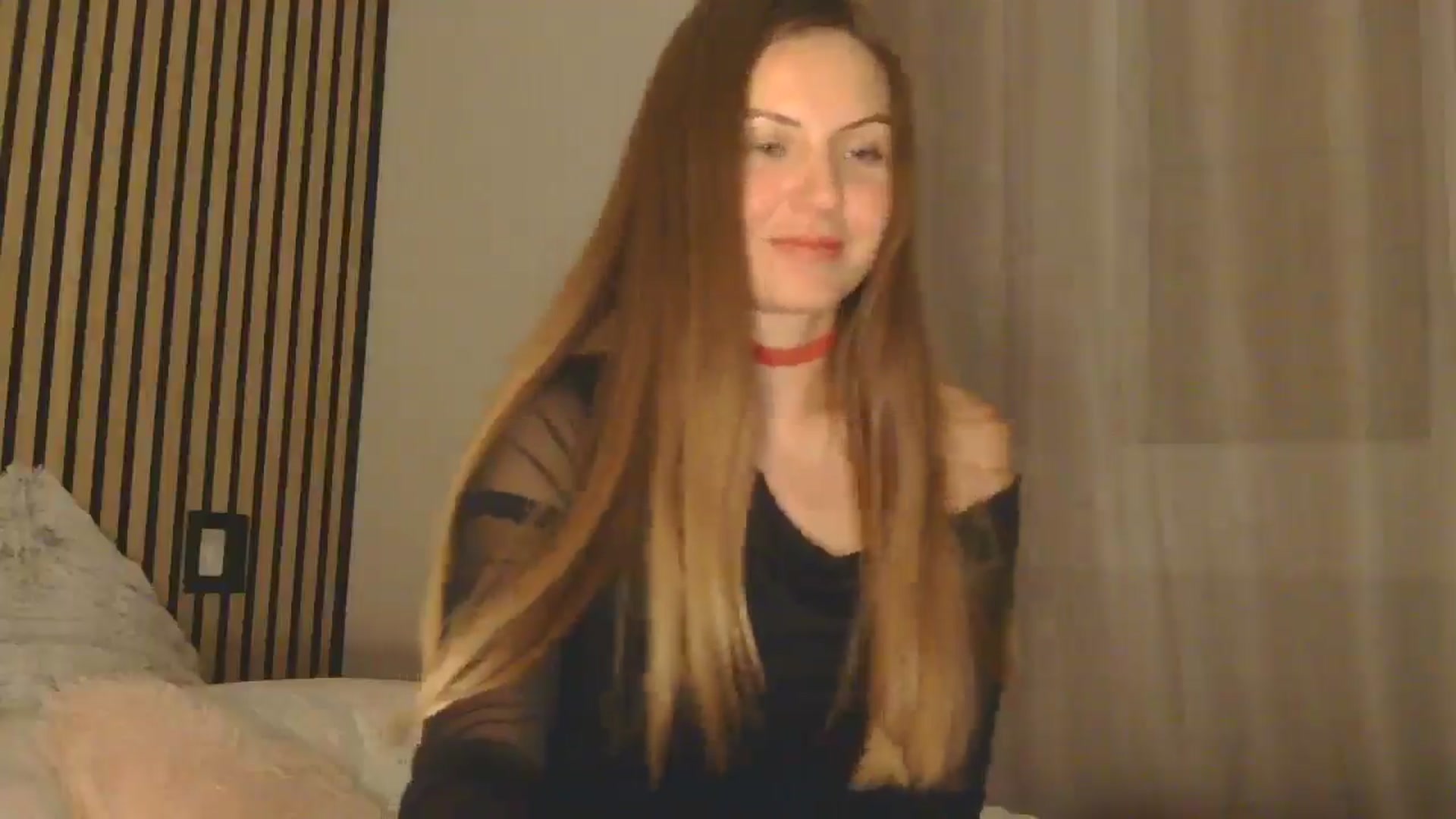 Gallery image thumbnail from AnotherLove4U's myfreecams stream on, 04/21/2025, 24:40 image 3 of 20