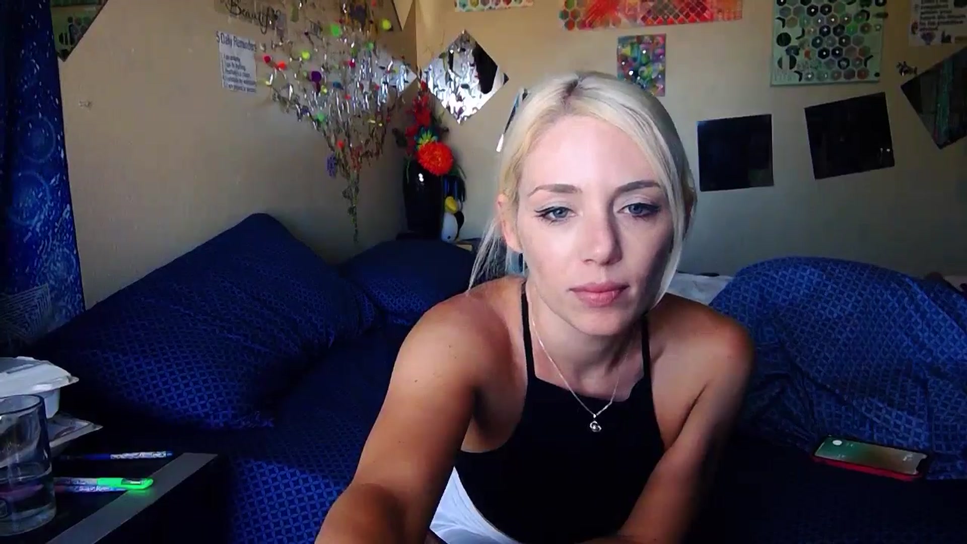 Gallery image thumbnail from AntiAntiAva's myfreecams stream on, 04/13/2024, 17:48 image 14 of 20