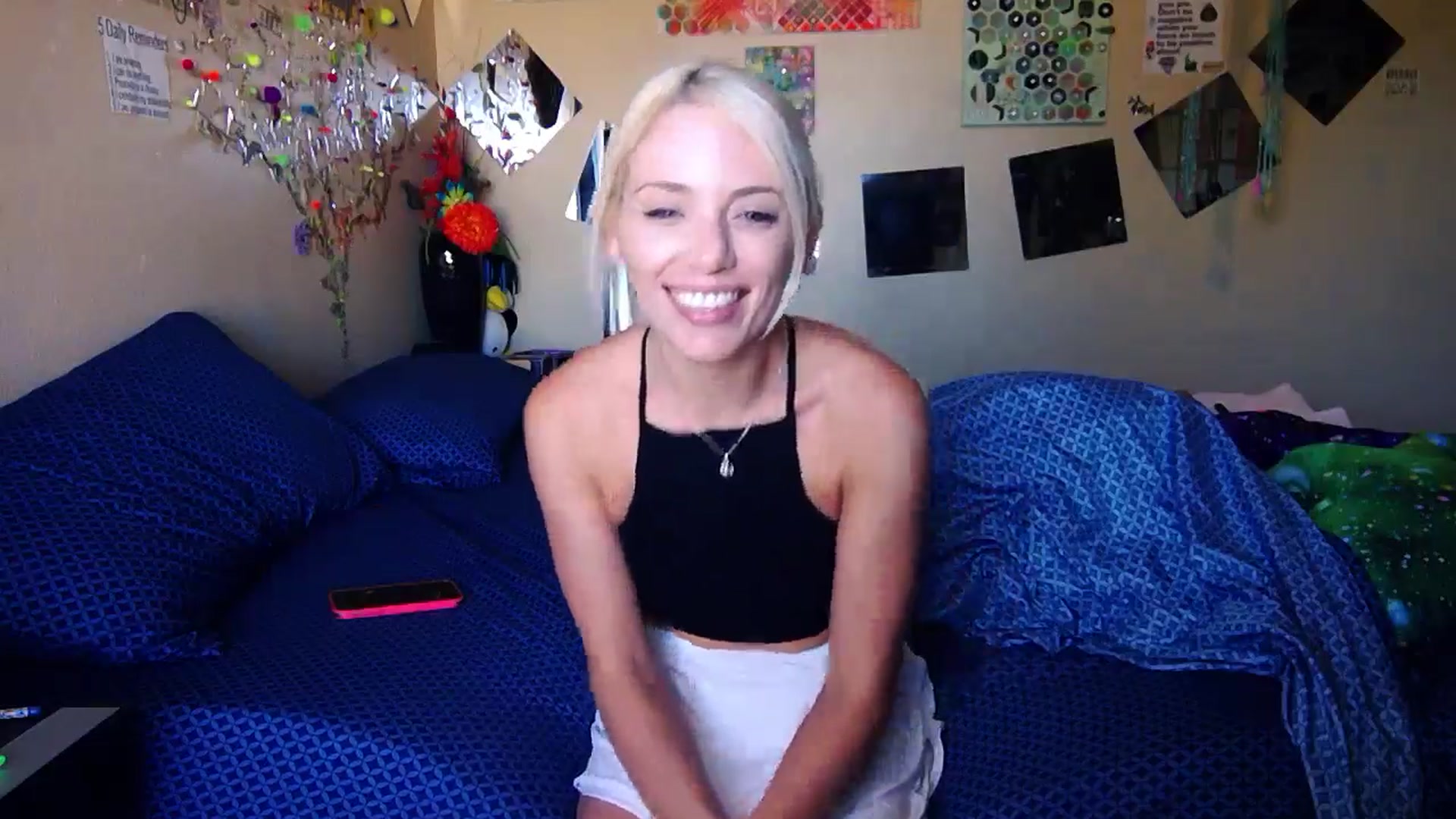 Gallery image thumbnail from AntiAntiAva's myfreecams stream on, 04/13/2024, 17:48 image 7 of 20