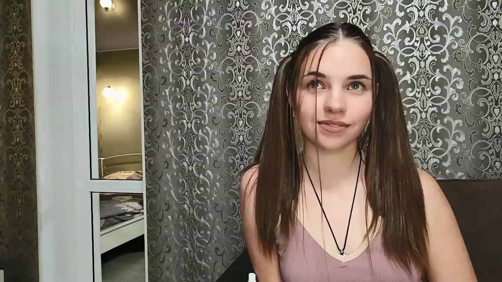 Gallery image thumbnail from AntiLiar's myfreecams stream on, 11/20/2022, 24:13 image 1 of 20