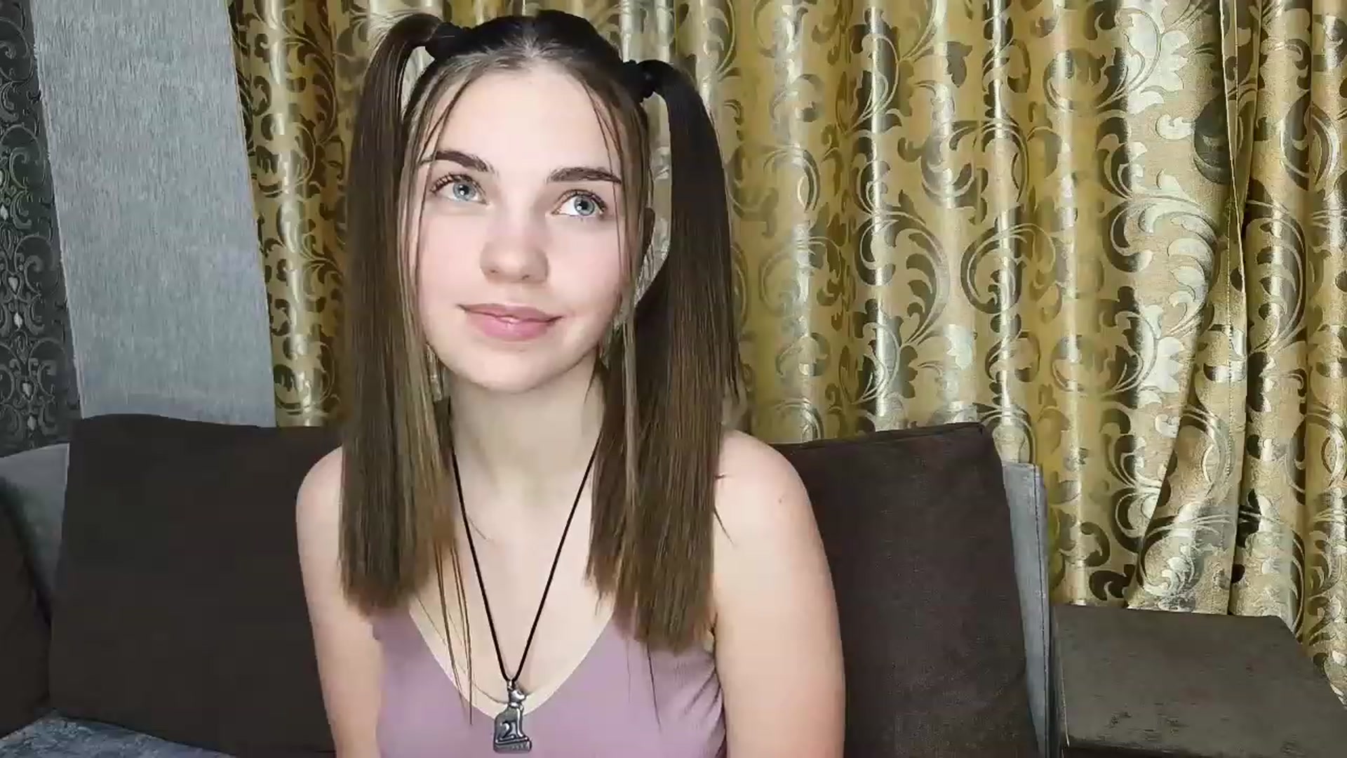 Gallery image thumbnail from AntiLiar's myfreecams stream on, 11/24/2022, 21:39 image 19 of 20