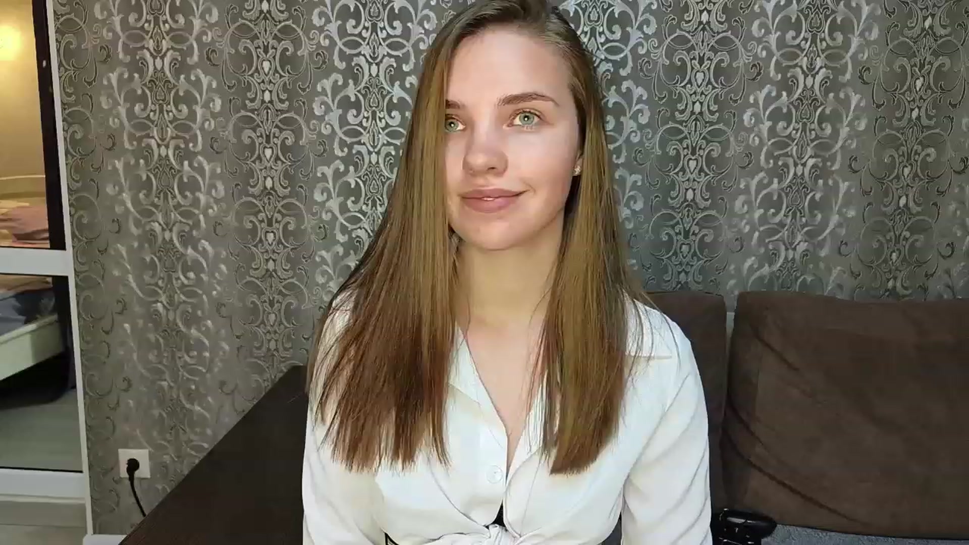Gallery image thumbnail from AntiLiar's myfreecams stream on, 11/27/2022, 01:25 image 3 of 20