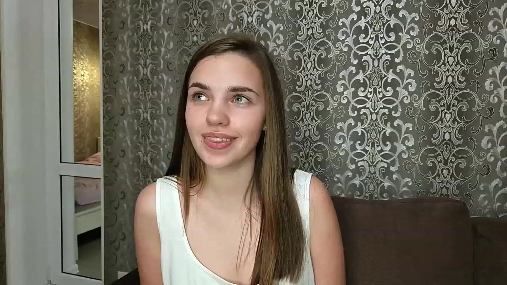 Gallery image thumbnail from AntiLiar's myfreecams stream on, 12/05/2022, 02:02 image 2 of 20