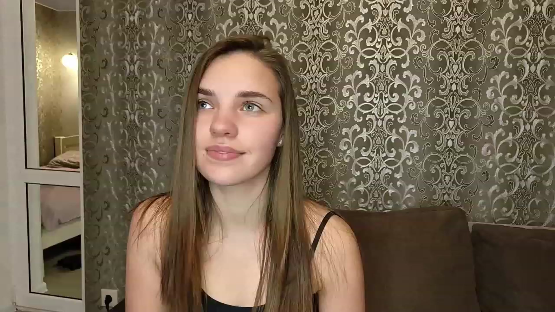 Gallery image thumbnail from AntiLiar's myfreecams stream on, 12/05/2022, 20:03 image 7 of 20