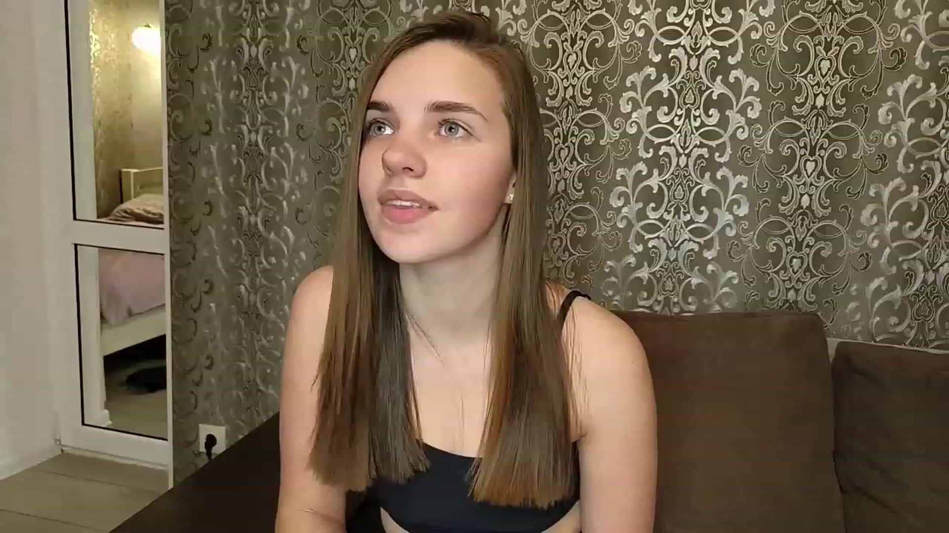 Gallery image thumbnail from AntiLiar's myfreecams stream on, 12/05/2022, 20:40 image 1 of 20