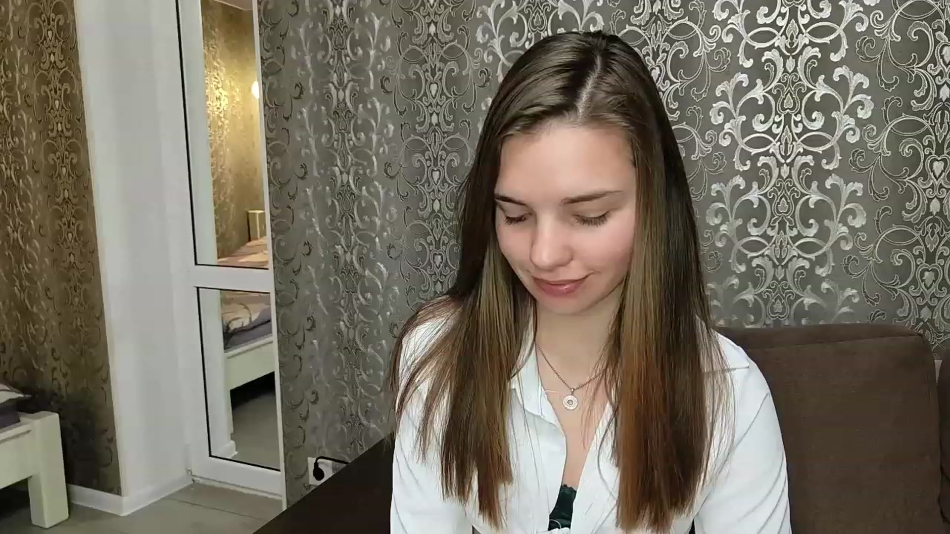 Gallery image thumbnail from AntiLiar's myfreecams stream on, 12/10/2022, 22:44 image 6 of 20