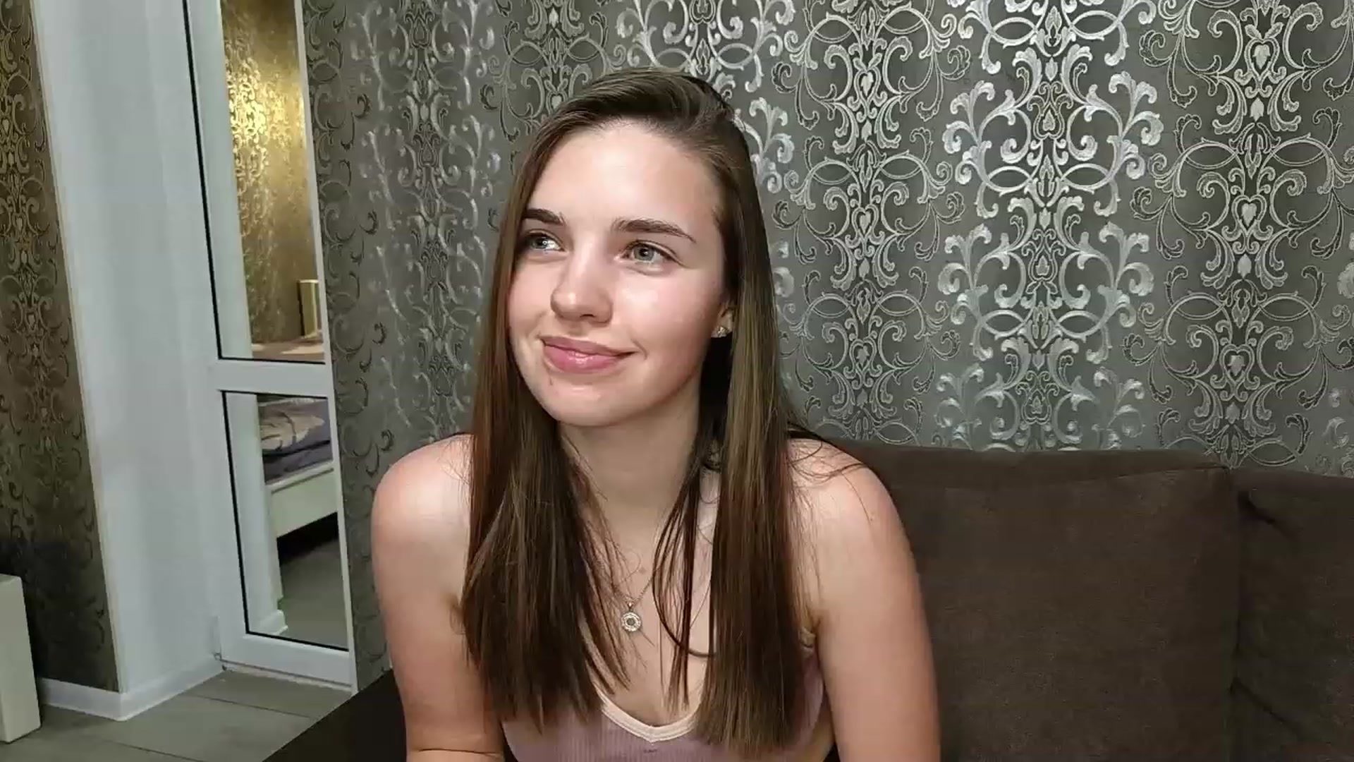 Gallery image thumbnail from AntiLiar's myfreecams stream on, 12/13/2022, 04:33 image 20 of 20