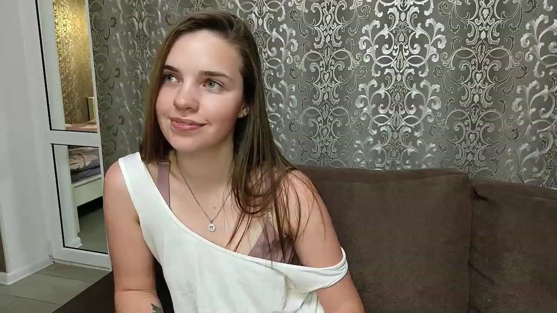 Gallery image thumbnail from AntiLiar's myfreecams stream on, 12/13/2022, 05:04 image 20 of 20