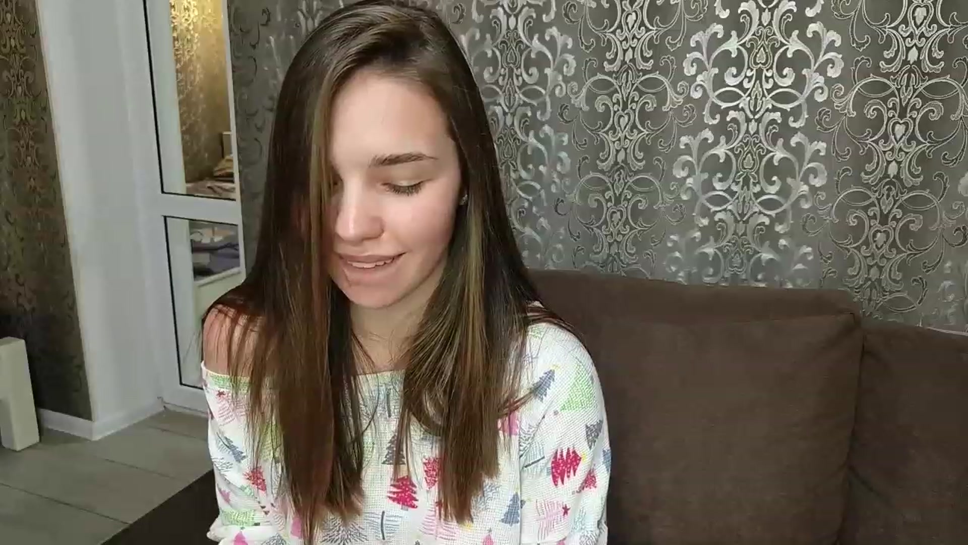 Gallery image thumbnail from AntiLiar's myfreecams stream on, 12/16/2022, 04:32 image 14 of 20