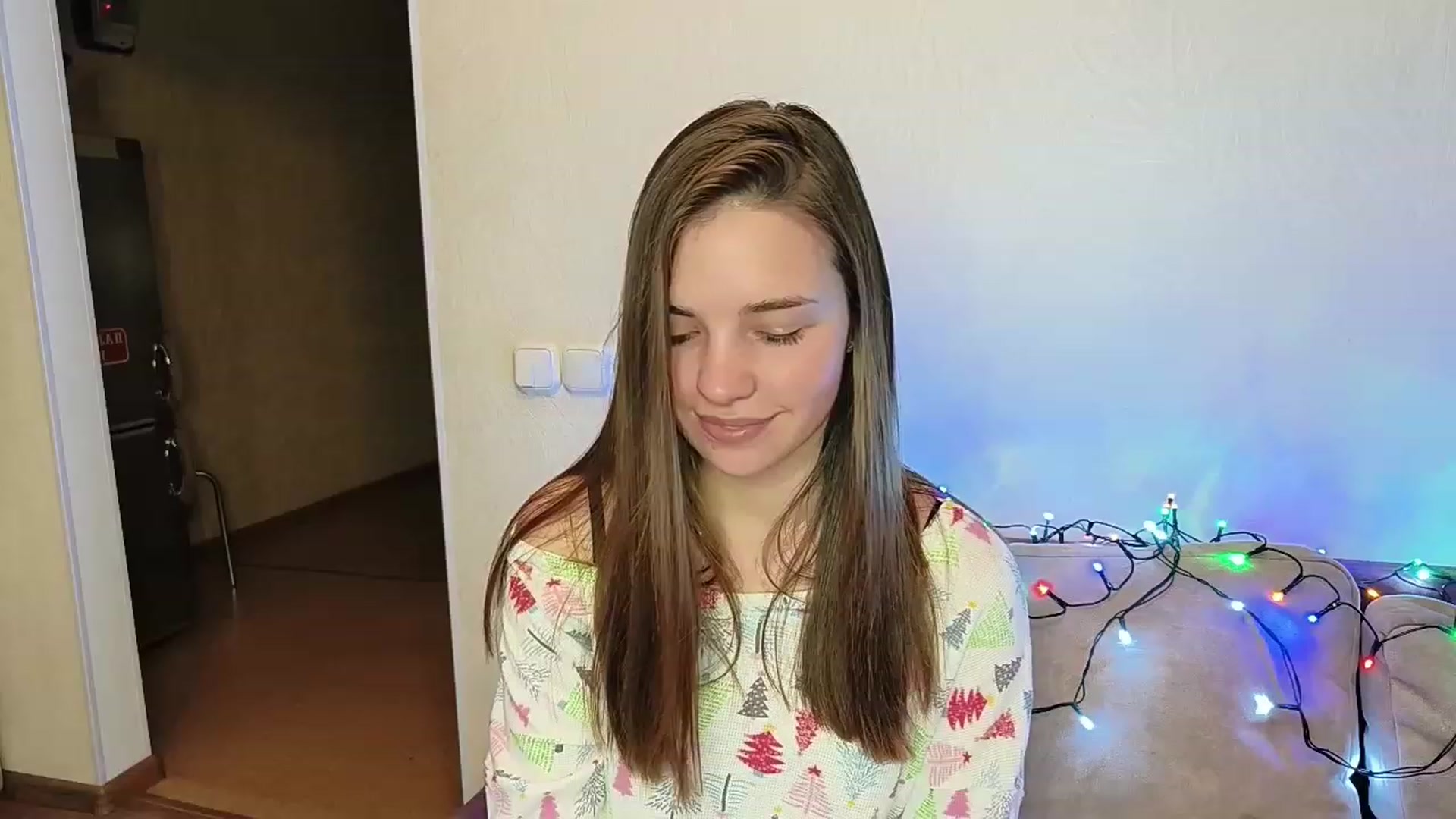 Gallery image thumbnail from AntiLiar's myfreecams stream on, 12/17/2022, 04:26 image 3 of 20