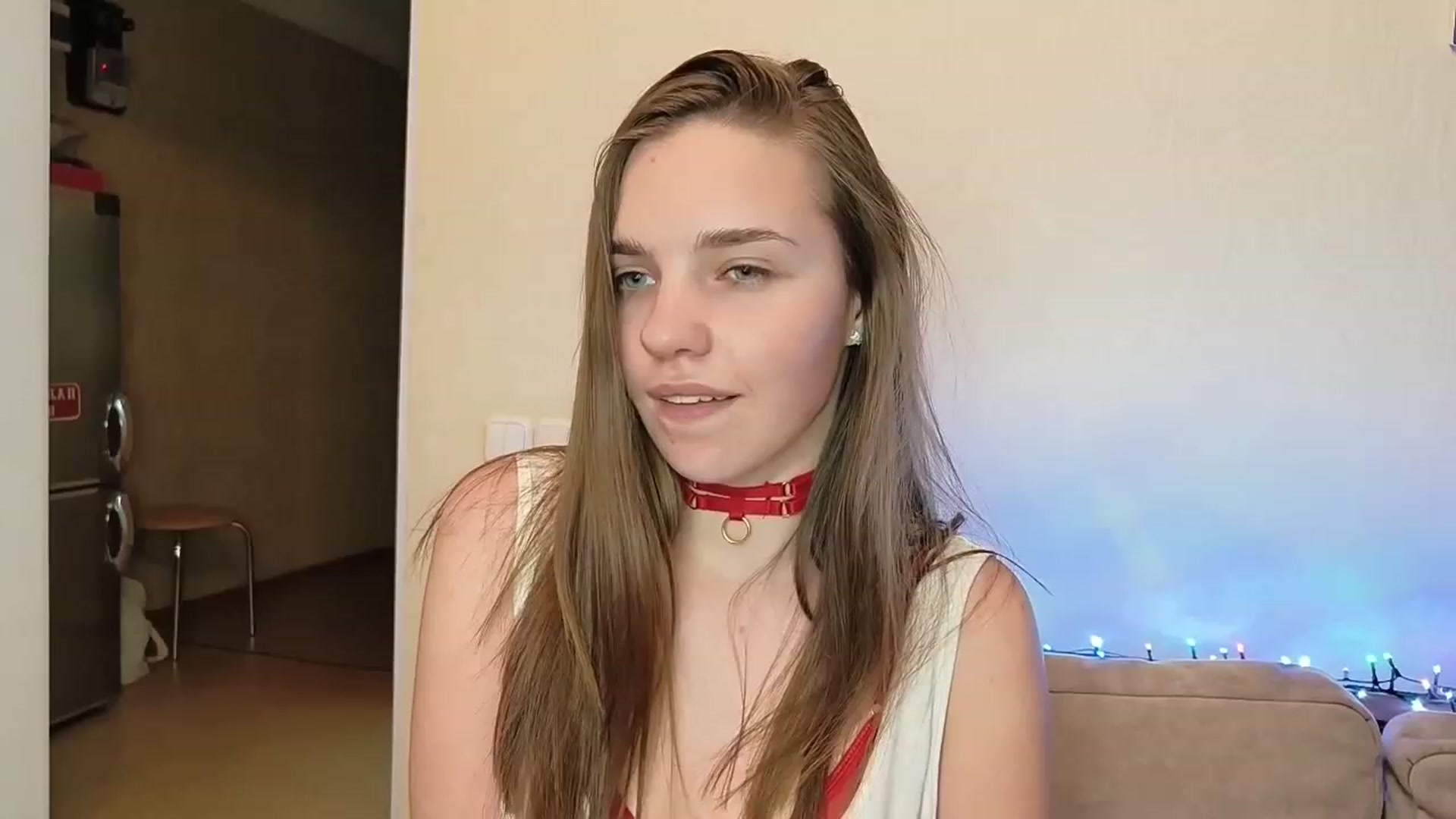 Gallery image thumbnail from AntiLiar's myfreecams stream on, 12/19/2022, 02:57 image 17 of 20