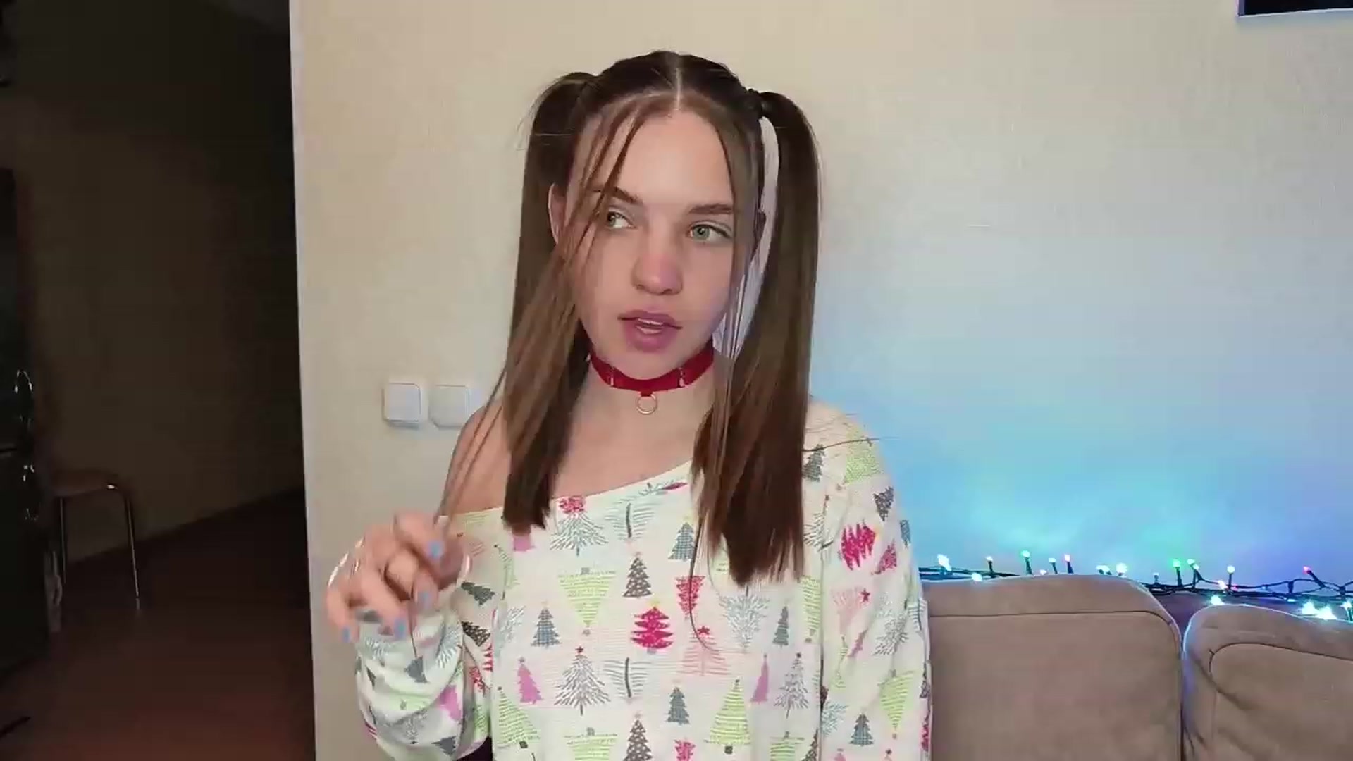 Gallery image thumbnail from AntiLiar's myfreecams stream on, 12/20/2022, 04:52 image 7 of 20