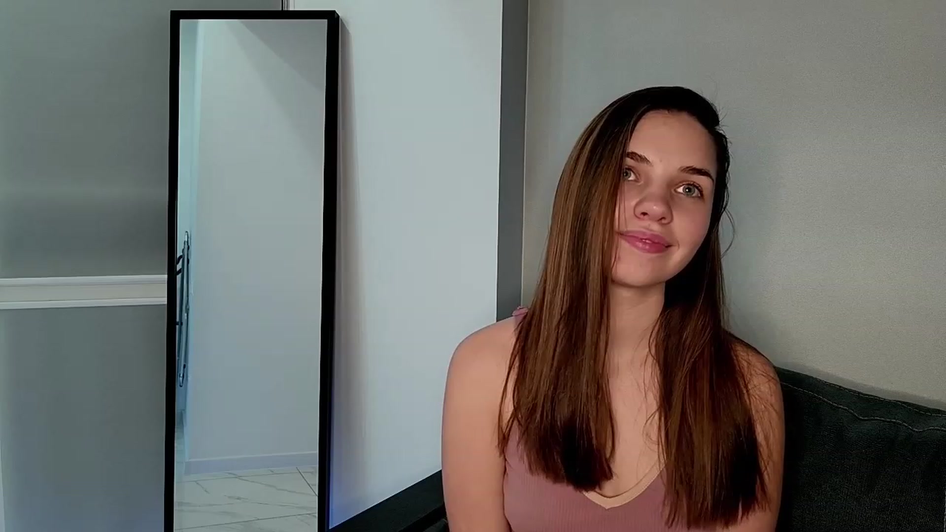 Gallery image thumbnail from AntiLiar's myfreecams stream on, 01/16/2023, 01:08 image 18 of 20