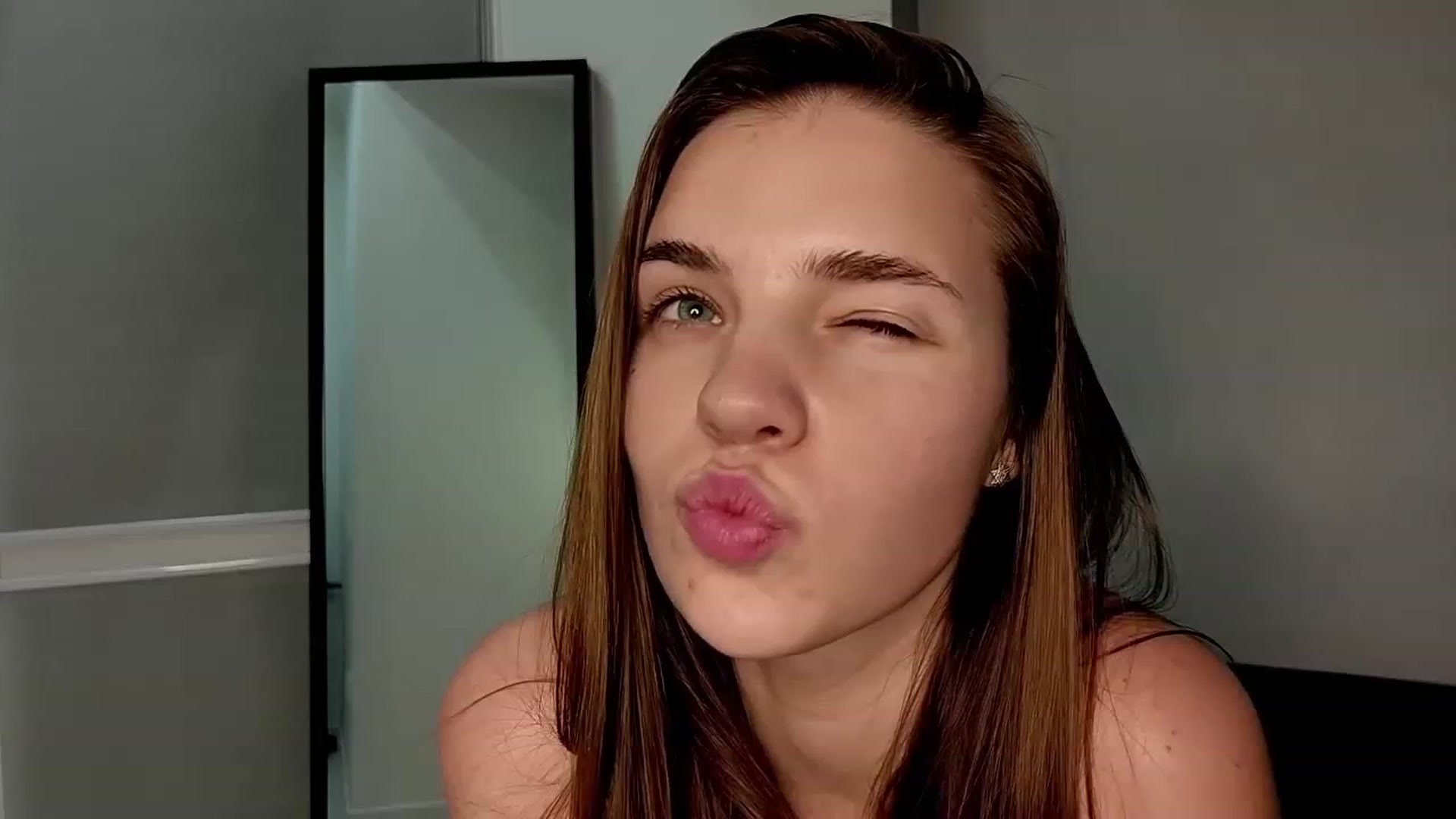 Gallery image thumbnail from AntiLiar's myfreecams stream on, 01/21/2023, 01:04 image 5 of 20